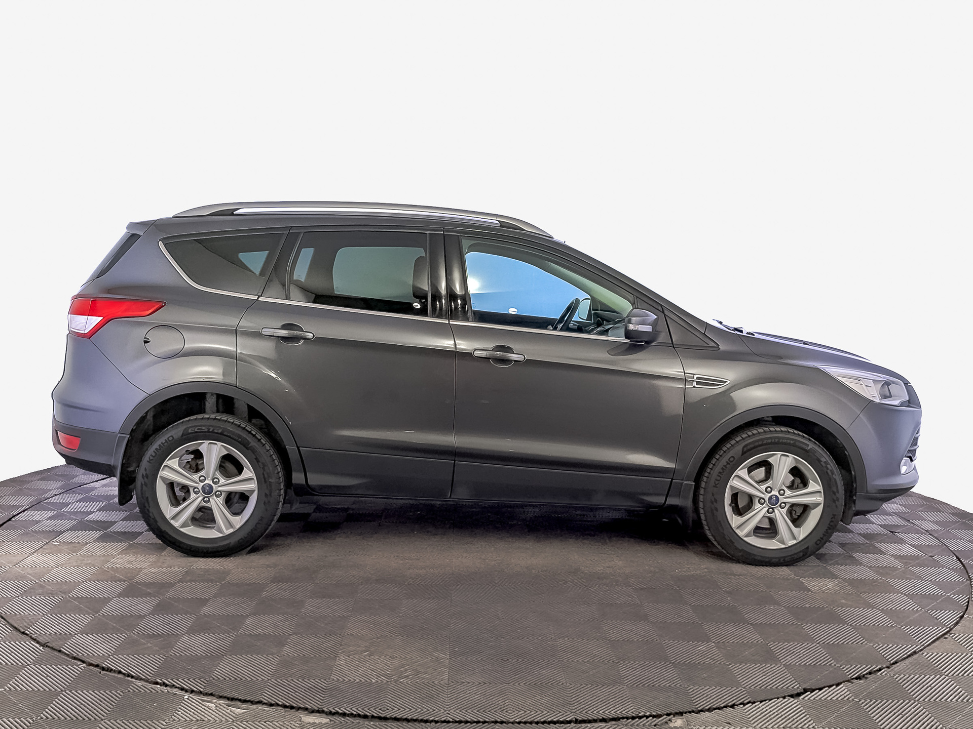 FORD Kuga 2.50 (150 л.с), автомат, 2016, пробег 104 319 км