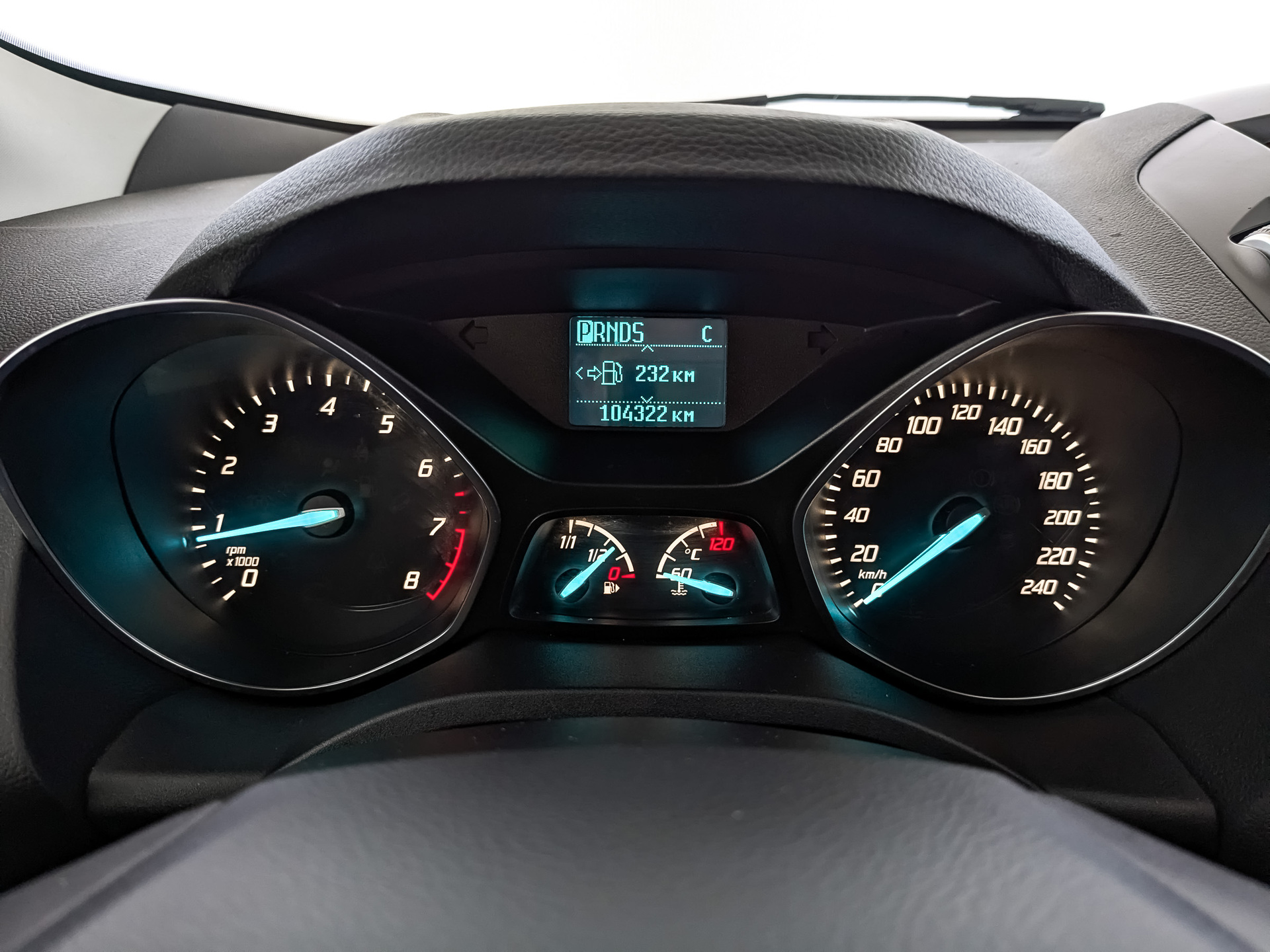 FORD Kuga 2.50 (150 л.с), автомат, 2016, пробег 104 319 км