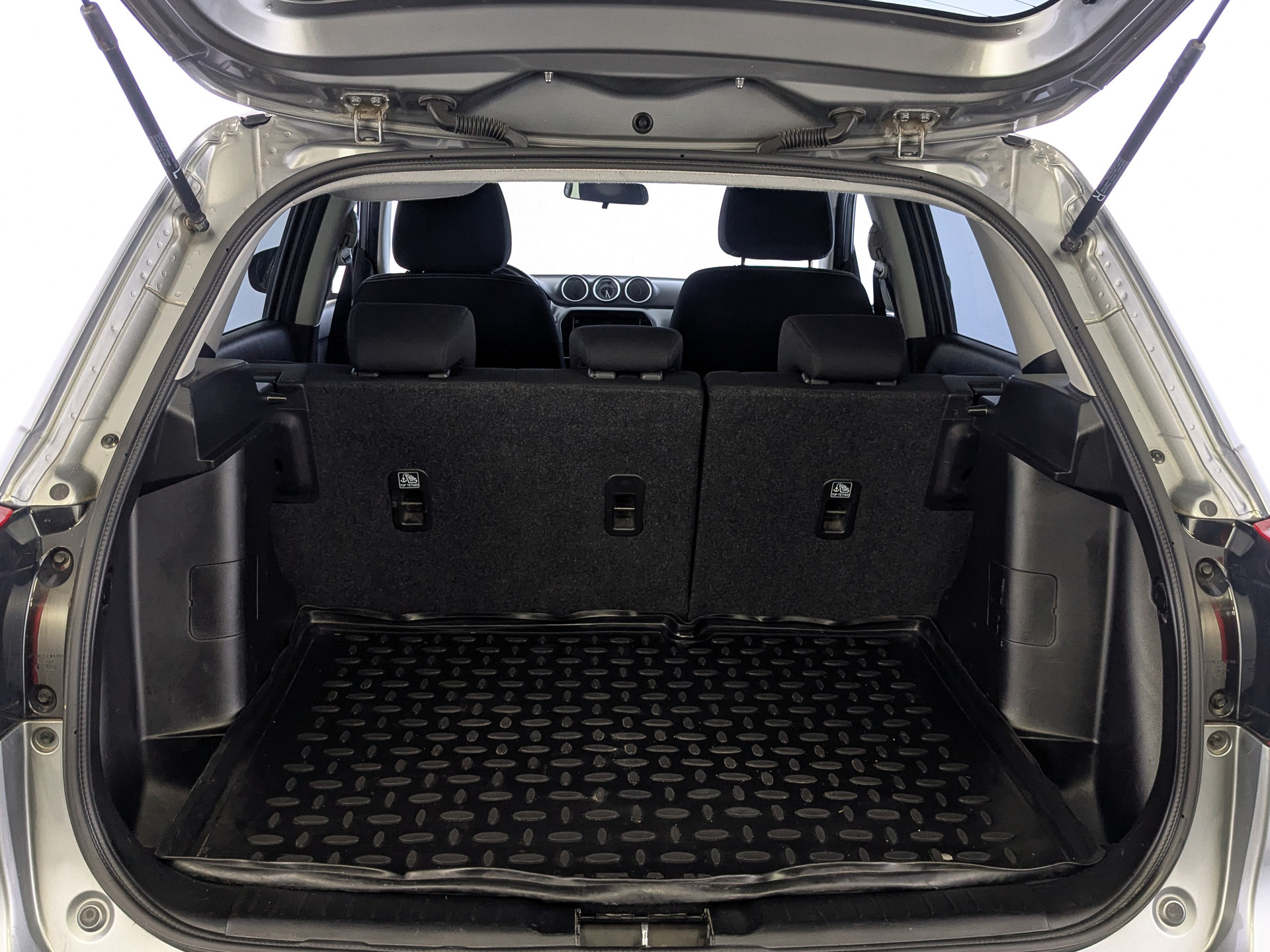 SUZUKI Vitara 1.60 (117 л.с), автомат, 2019, пробег 117 230 км