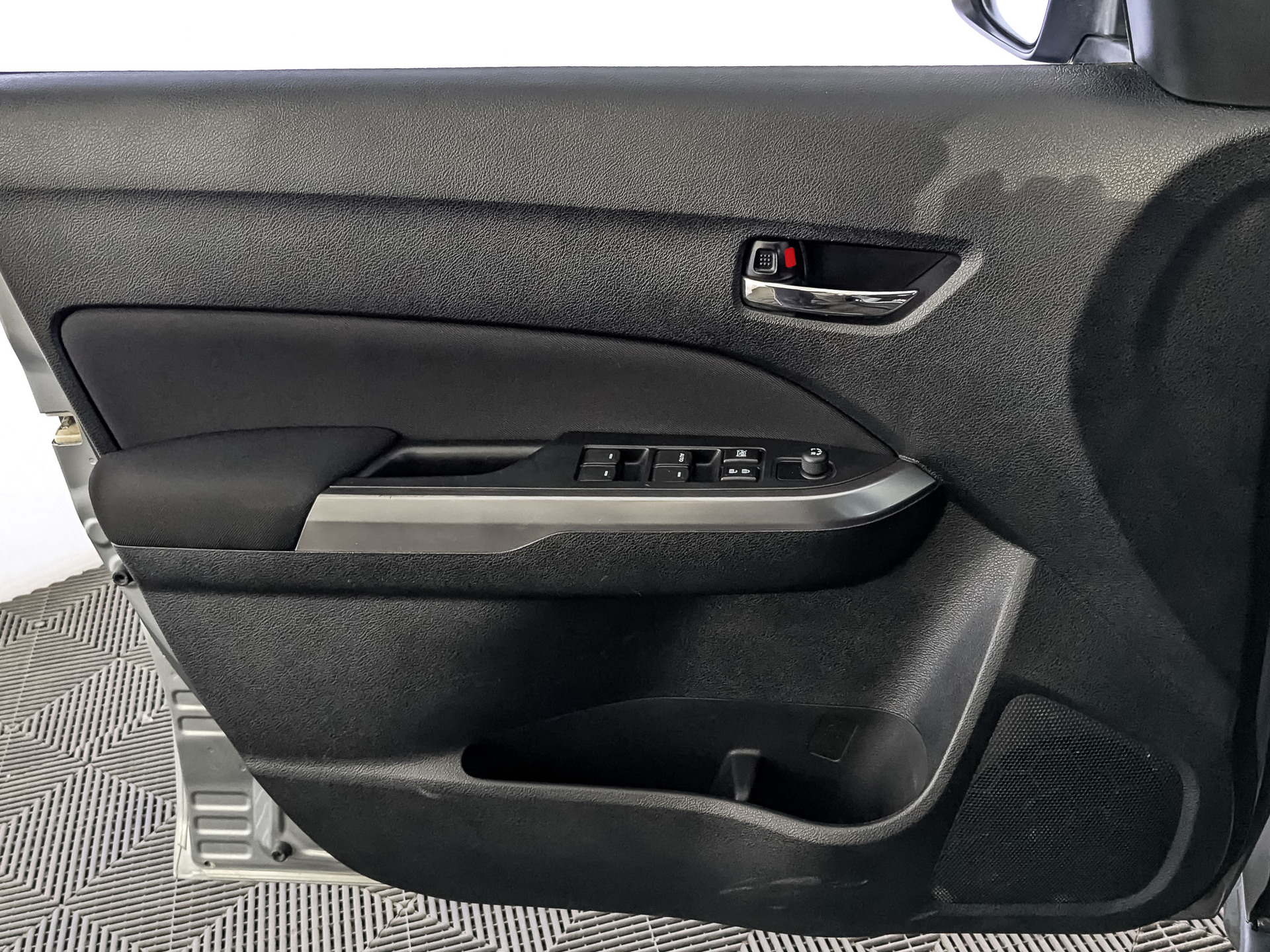 SUZUKI Vitara 1.60 (117 л.с), автомат, 2019, пробег 117 230 км