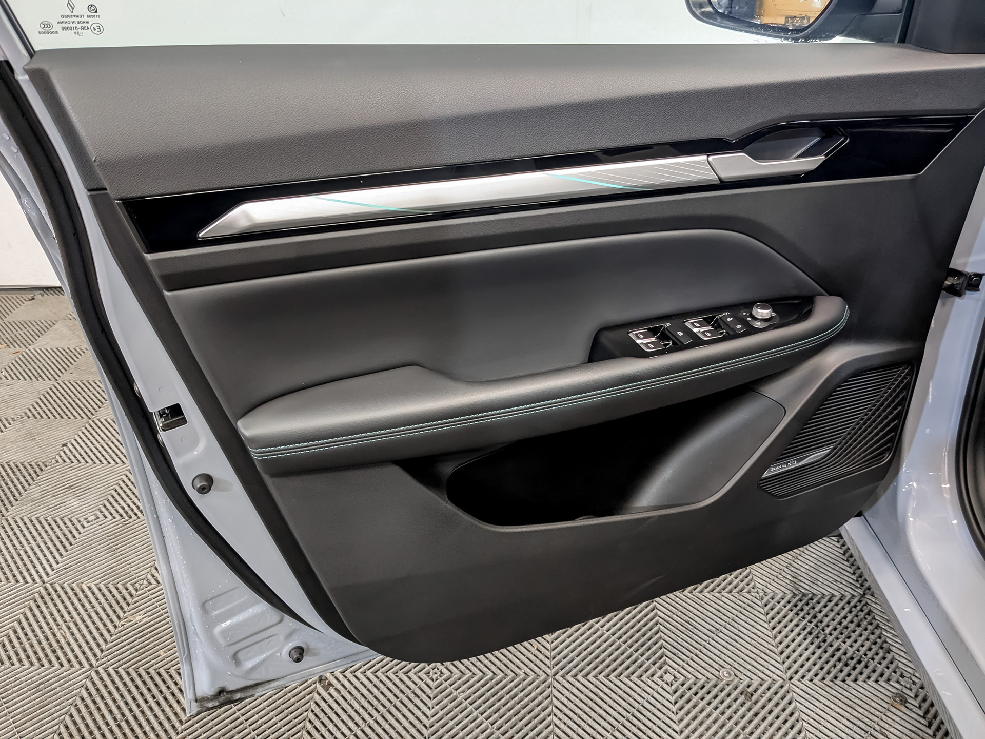 LIVAN S6 Pro 1.50 (147 л.с), автомат, 2023, пробег 21 715 км