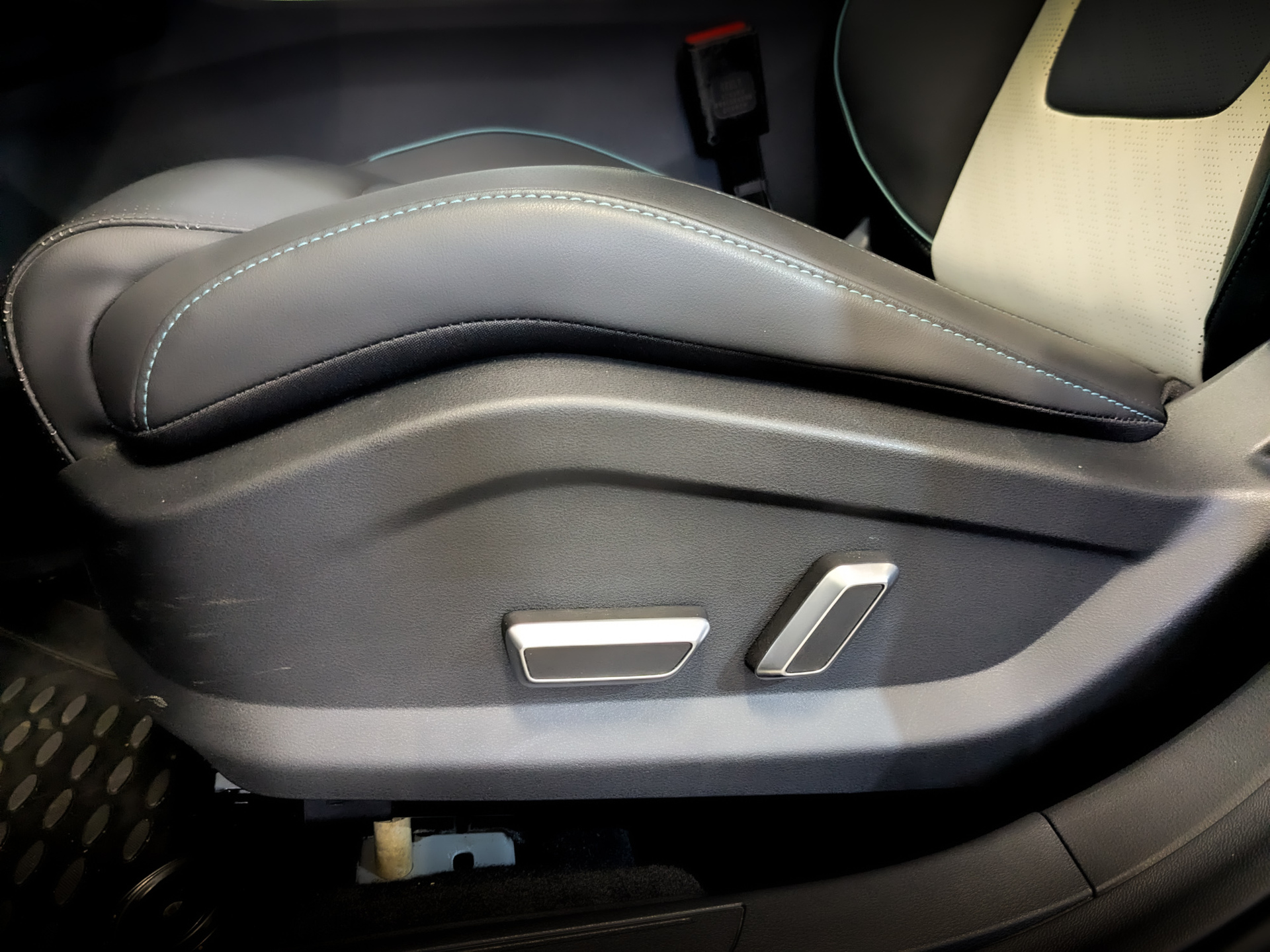 LIVAN S6 Pro 1.50 (147 л.с), автомат, 2023, пробег 21 715 км