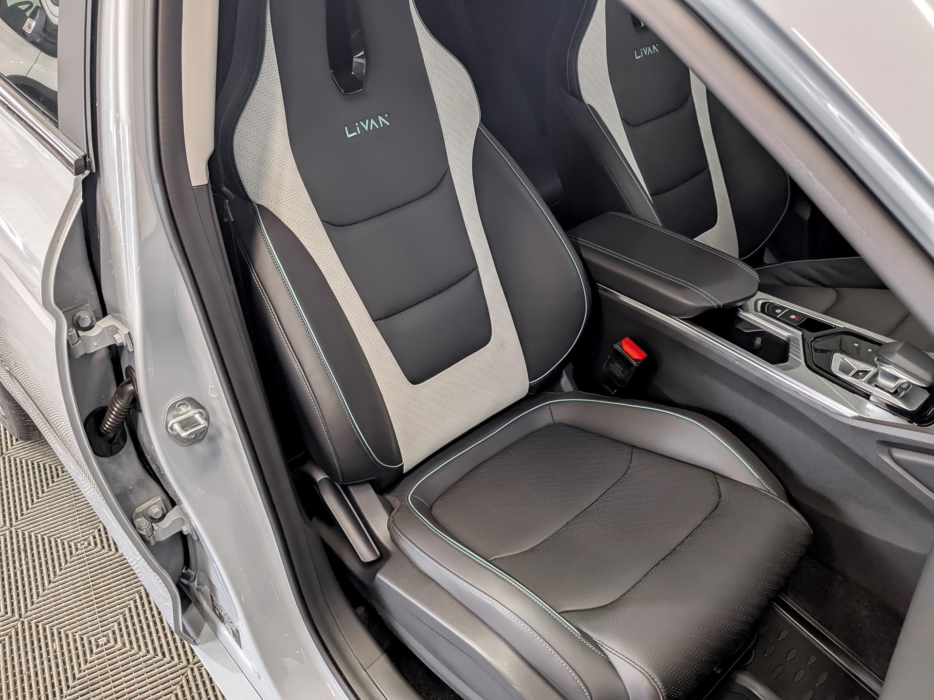 LIVAN S6 Pro 1.50 (147 л.с), автомат, 2023, пробег 21 715 км