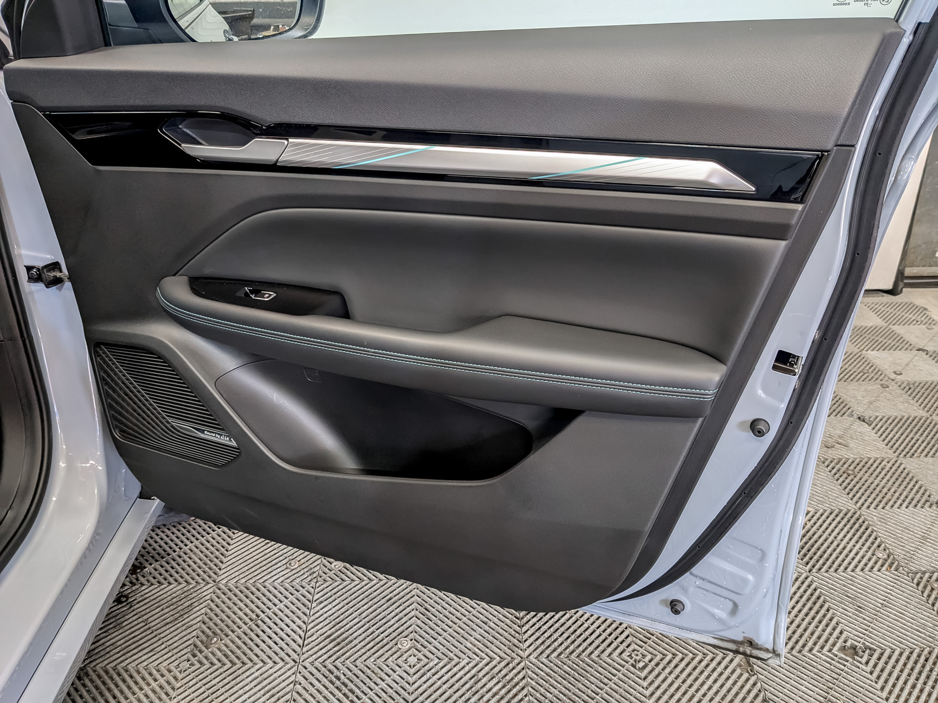 LIVAN S6 Pro 1.50 (147 л.с), автомат, 2023, пробег 21 715 км