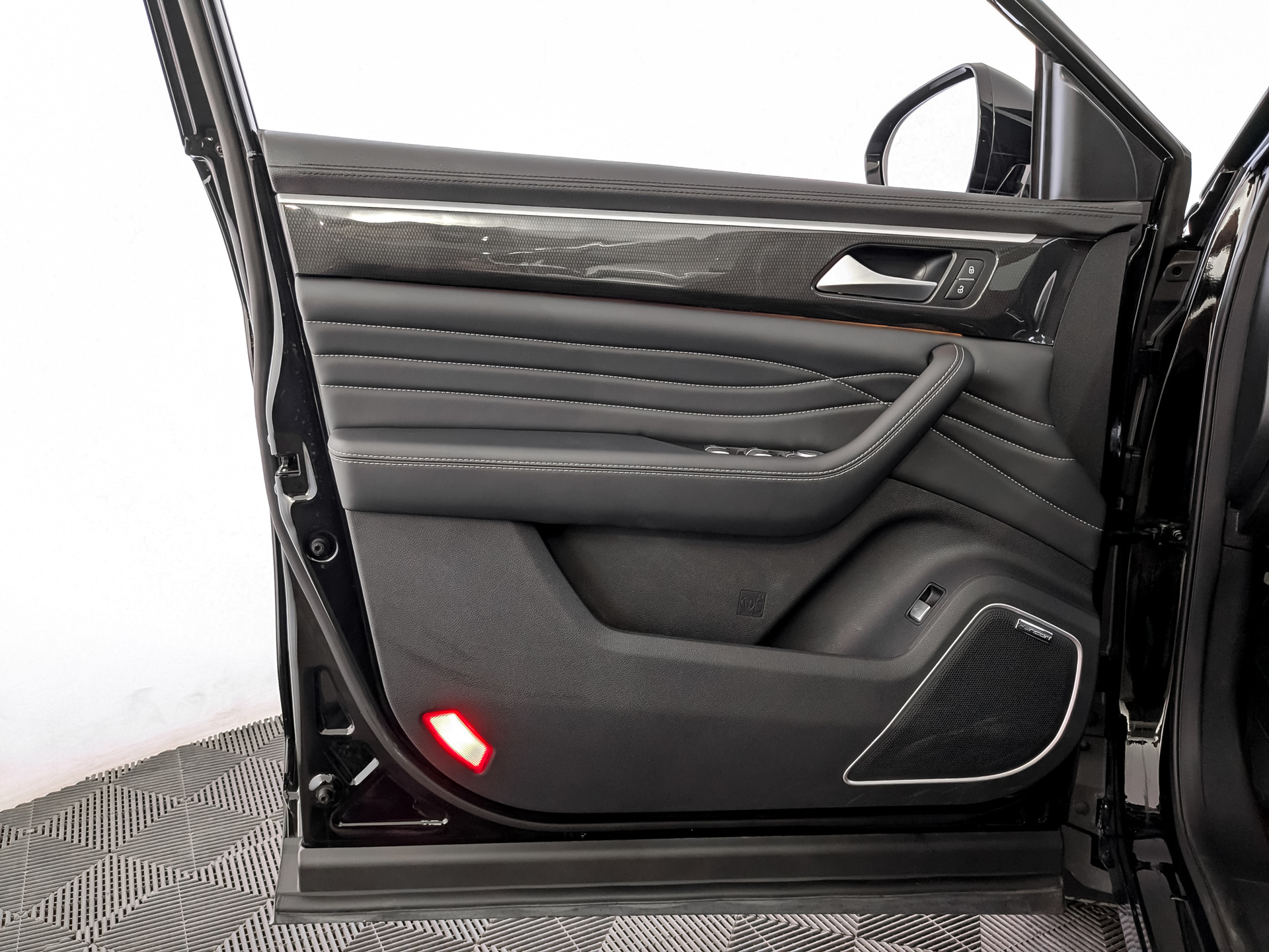 DONGFENG DFSK ix7 2.00 (220 л.с), автомат, 2024, пробег 13 957 км