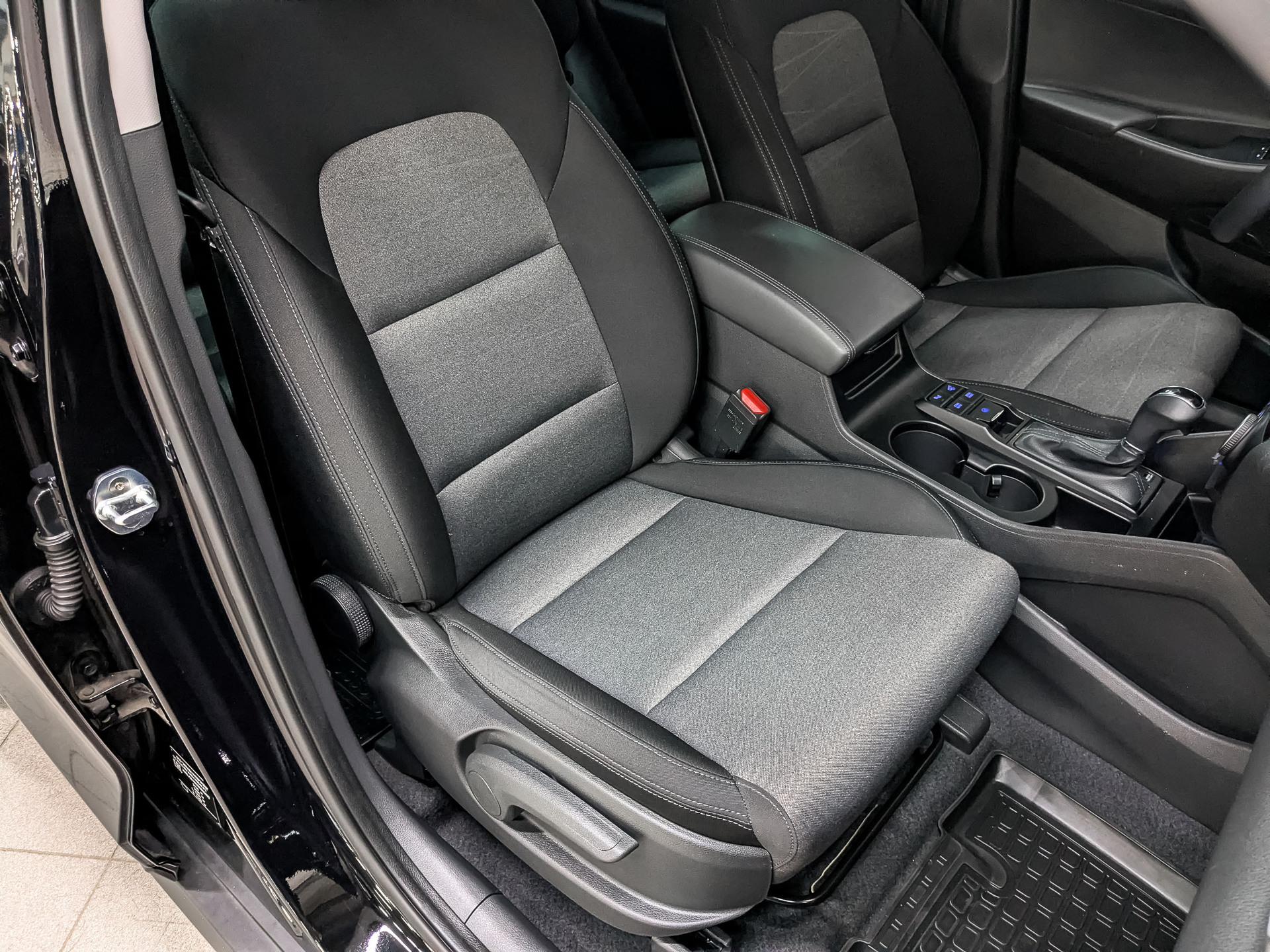 HYUNDAI Tucson 2.40 (184 л.с), автомат, 2020, пробег 47 392 км