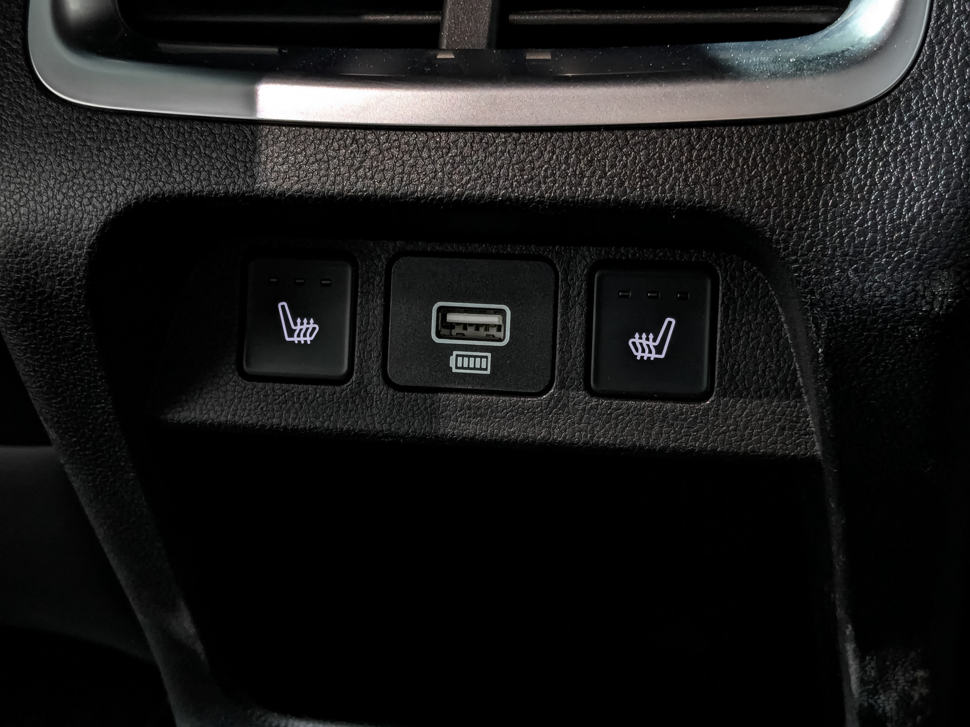 HAVAL F7 2.00 (192 л.с), автомат, 2024, пробег 29 876 км