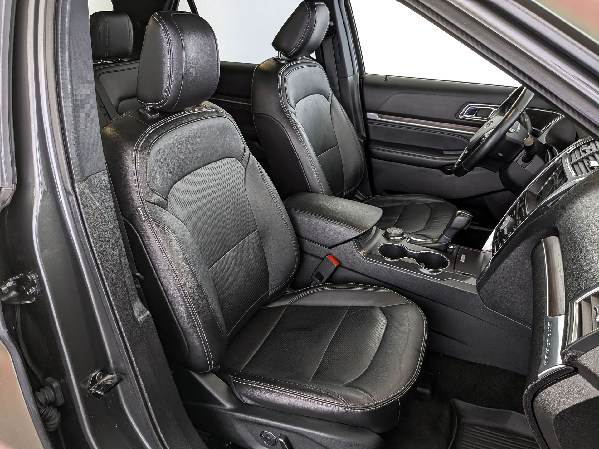 FORD Explorer 3.50 (249 л.с), автомат, 2018, пробег 136 477 км