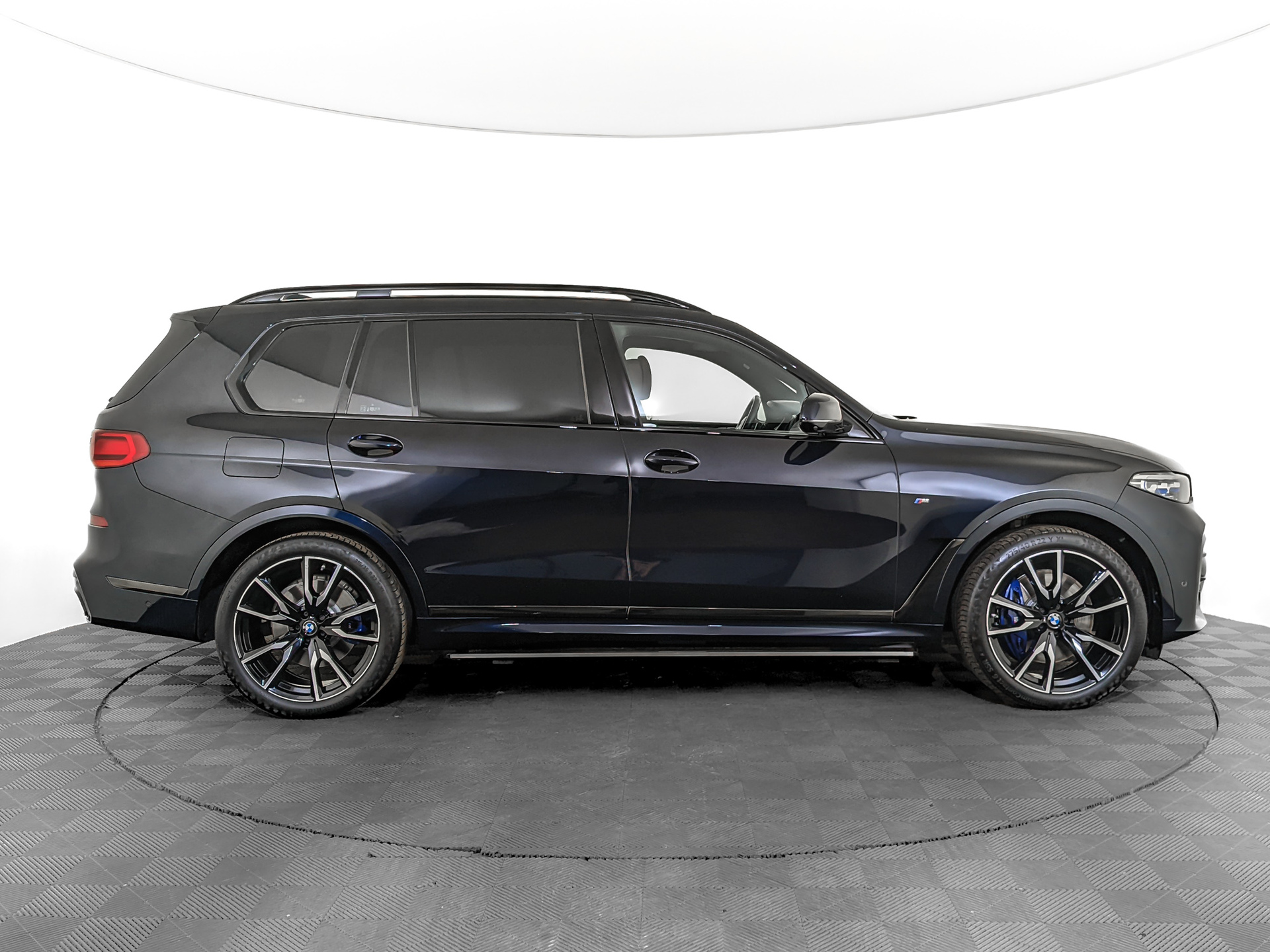 BMW X7 3.00 (249 л.с), автомат, 2021, пробег 72 025 км