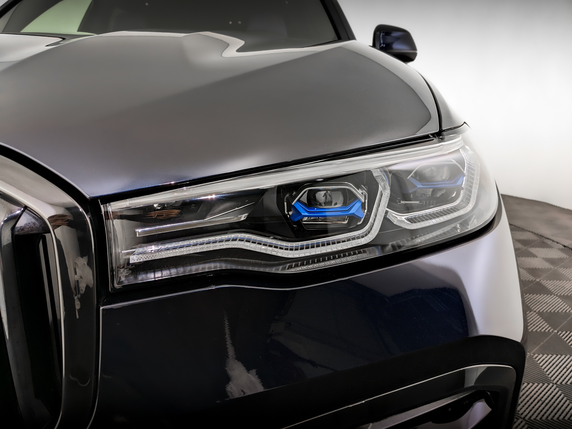 BMW X7 3.00 (249 л.с), автомат, 2021, пробег 72 025 км