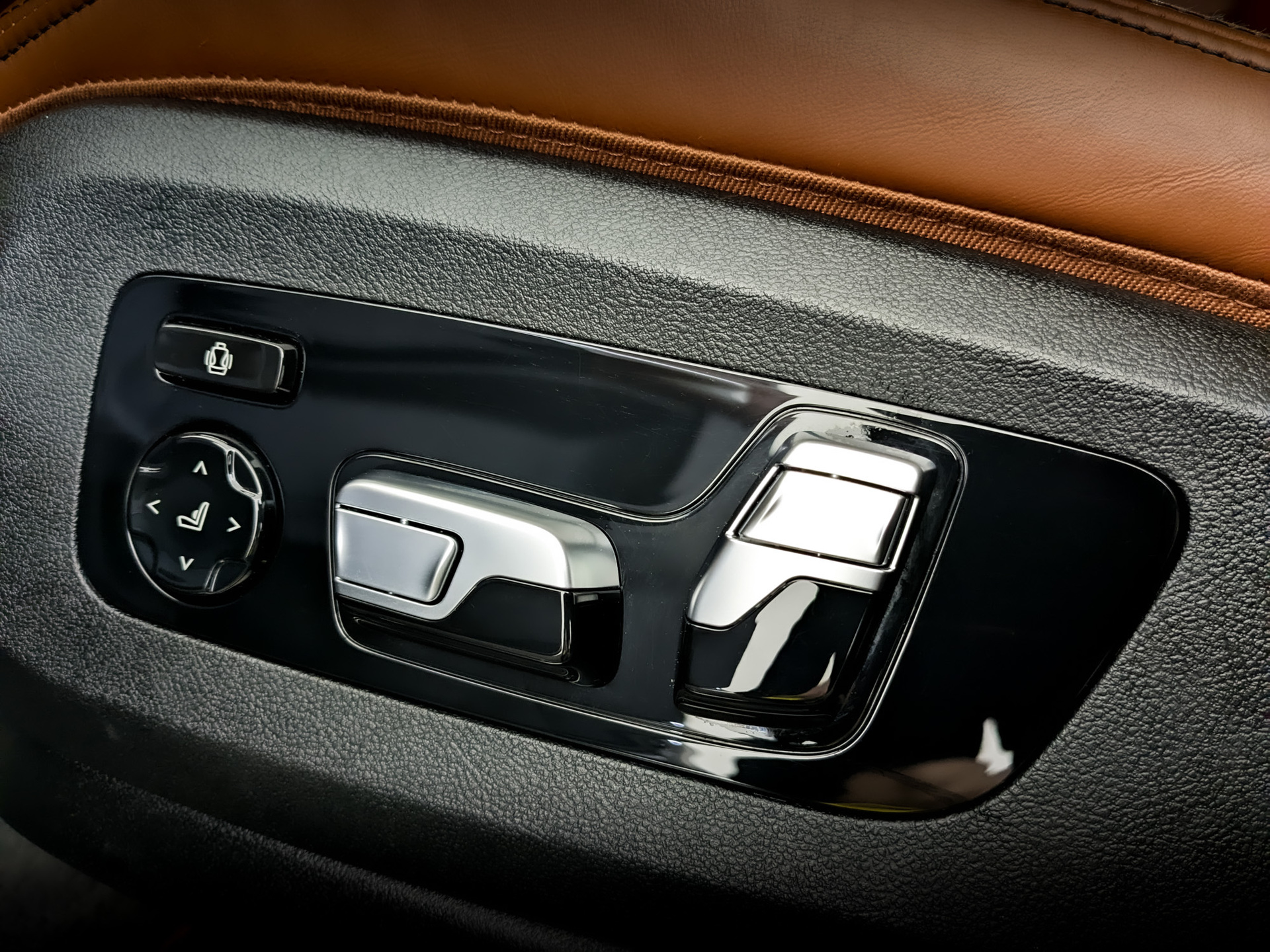 BMW X7 3.00 (249 л.с), автомат, 2021, пробег 72 025 км