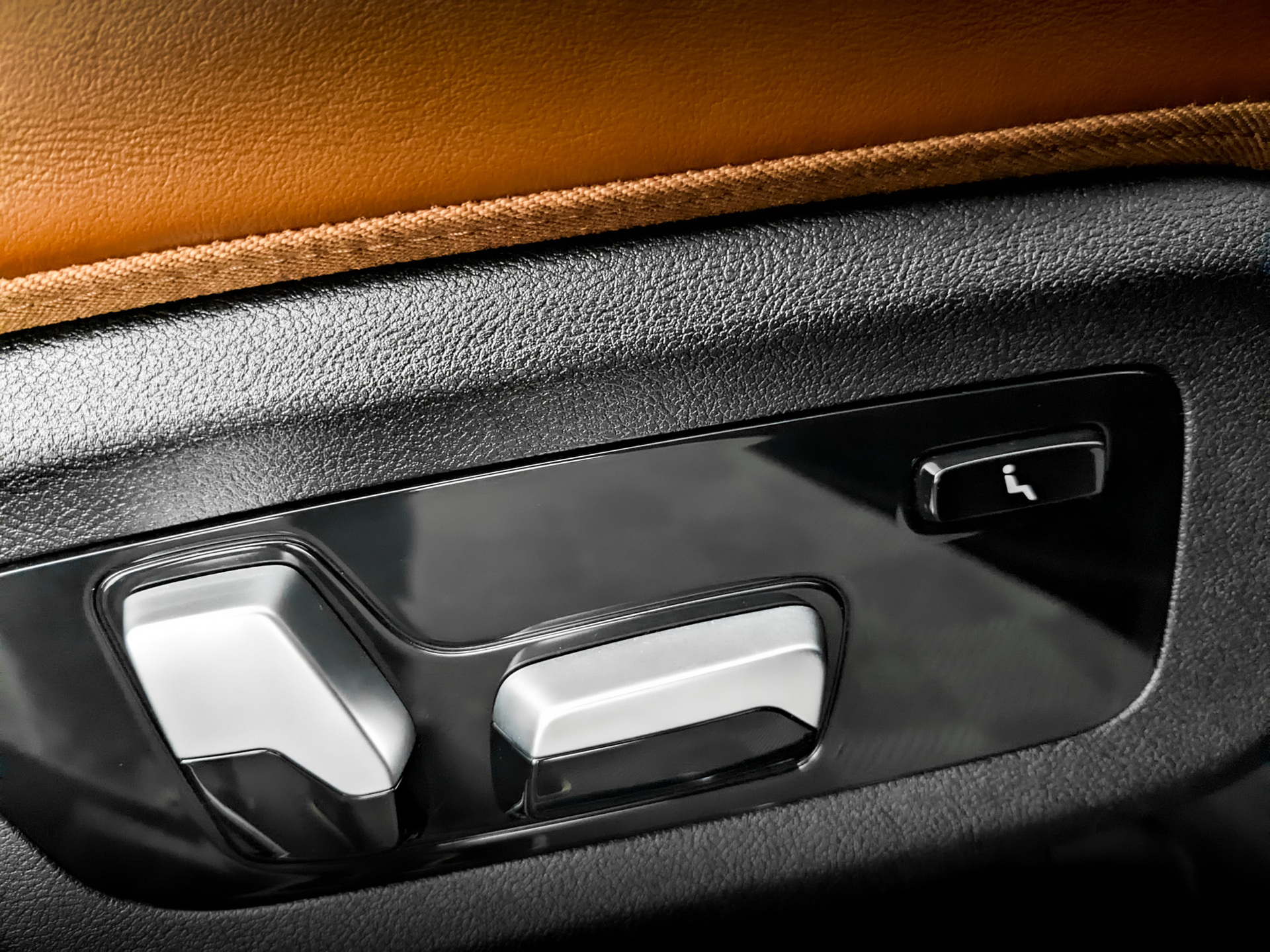 BMW X7 3.00 (249 л.с), автомат, 2021, пробег 72 025 км