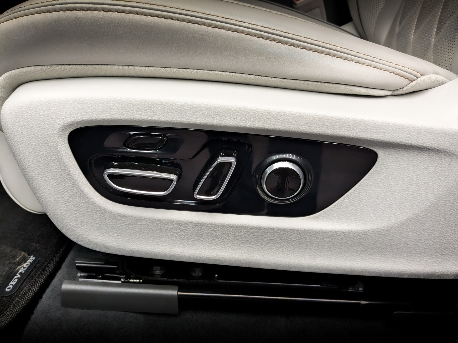 GAC GS8 2.00 (231 л.с), автомат, 2023, пробег 59 415 км