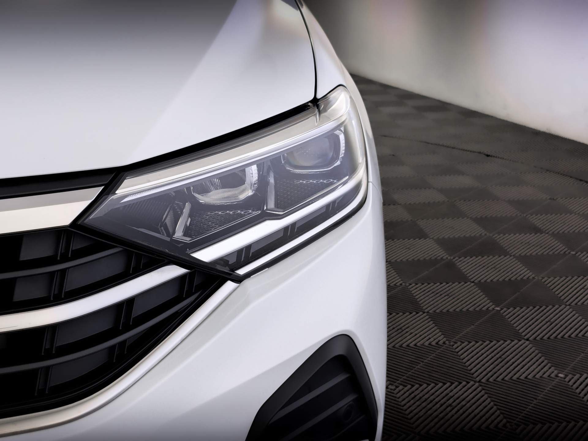 VOLKSWAGEN Polo 1.60 (110 л.с), автомат, 2021, пробег 58 583 км