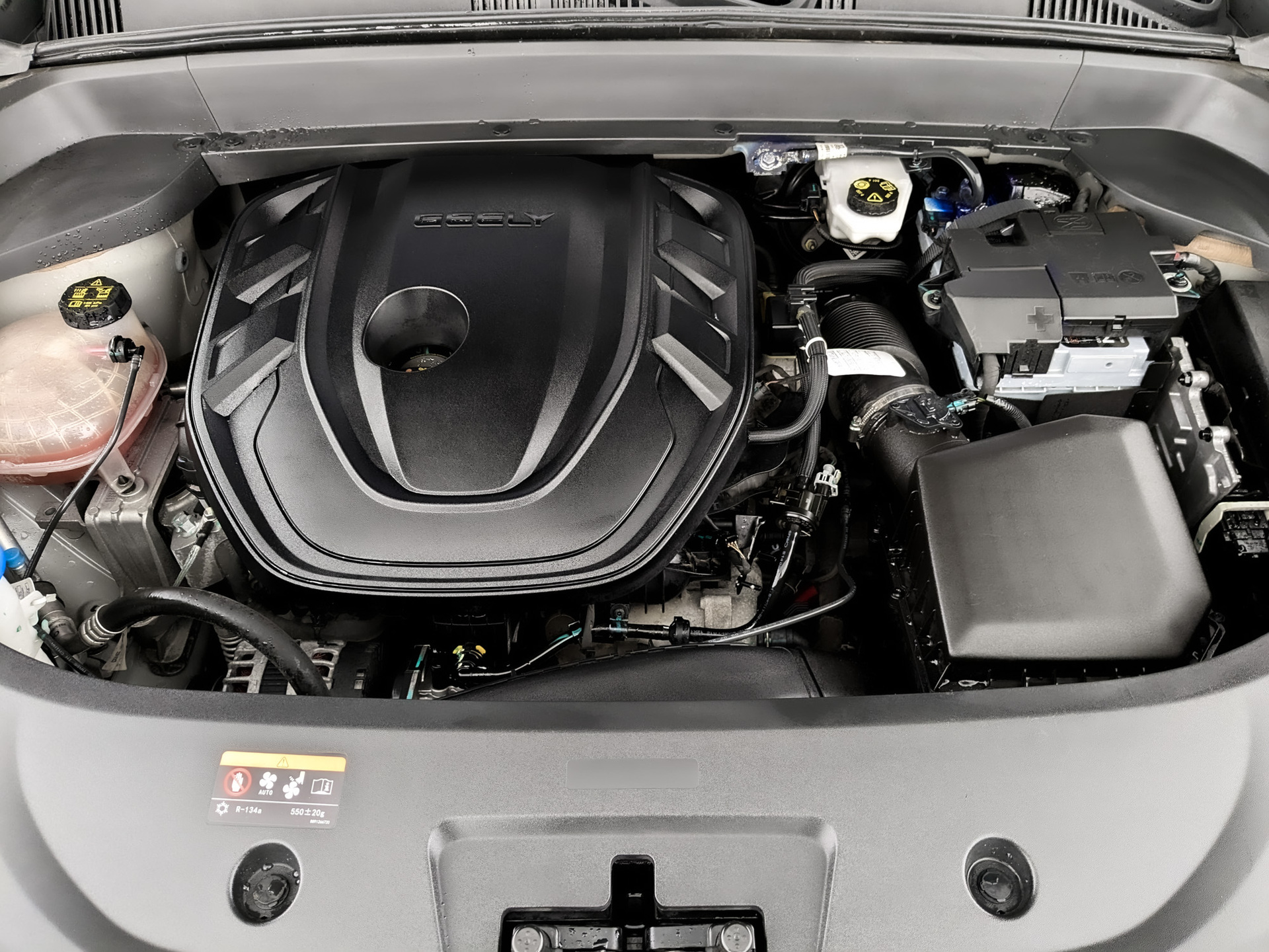 GEELY Monjaro 2.00 (238 л.с), автомат, 2023, пробег 59 132 км