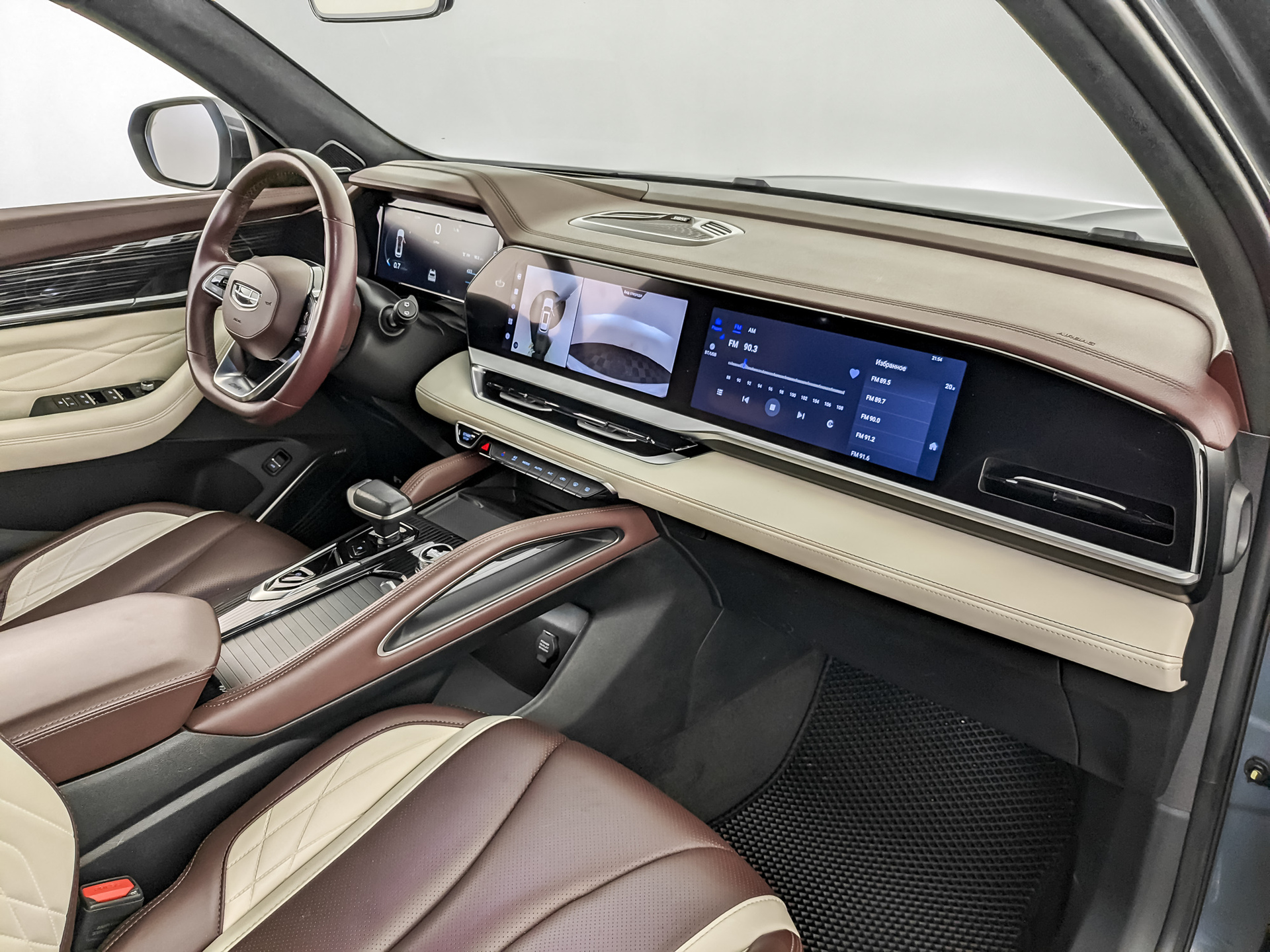 GEELY Monjaro 2.00 (238 л.с), автомат, 2023, пробег 59 132 км