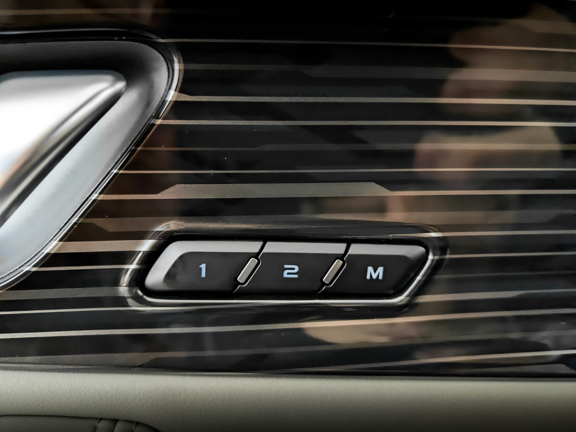 GEELY Monjaro 2.00 (238 л.с), автомат, 2023, пробег 59 132 км