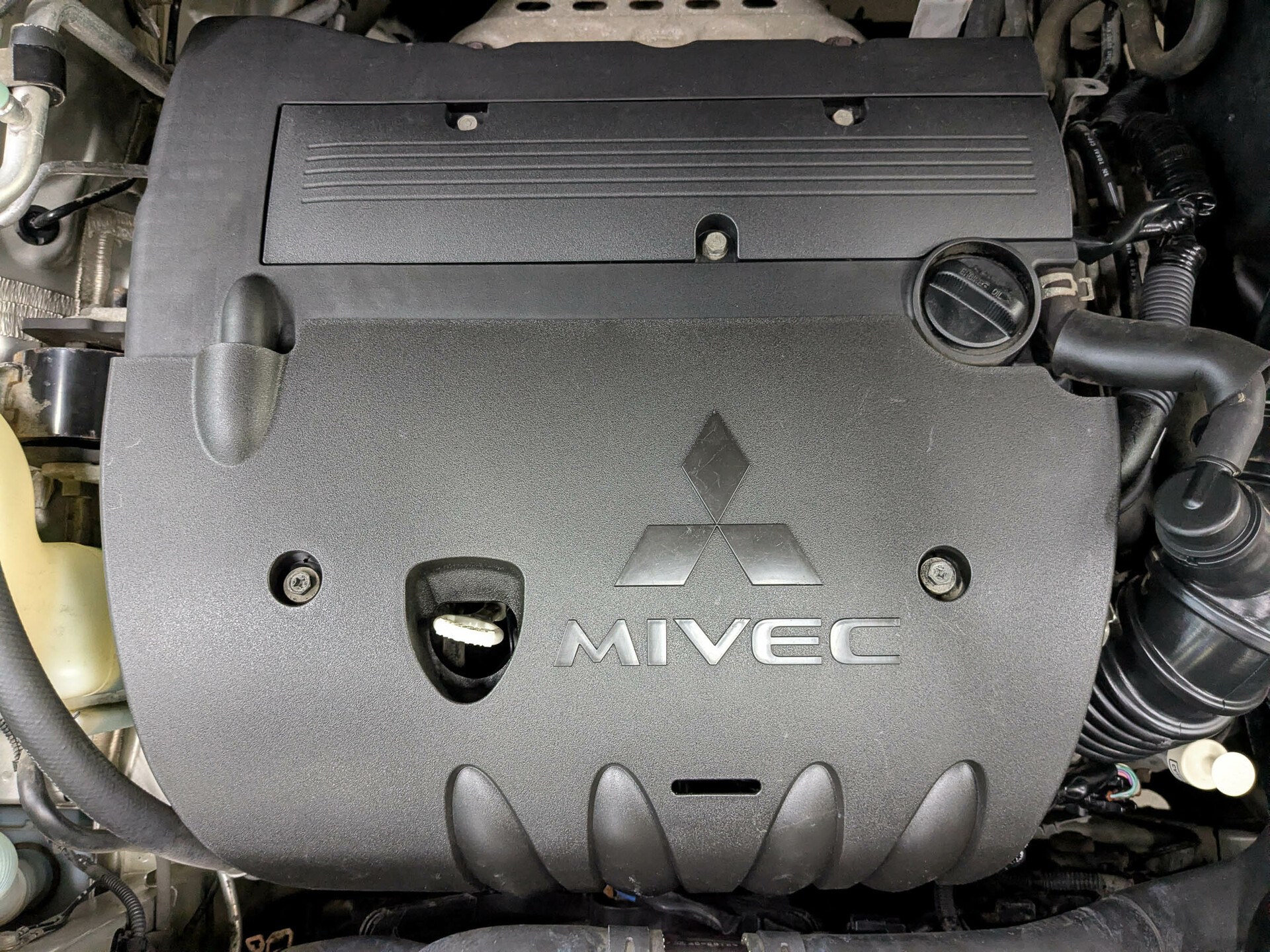MITSUBISHI ASX 1.80 (140 л.с), автомат, 2012, пробег 129 657 км