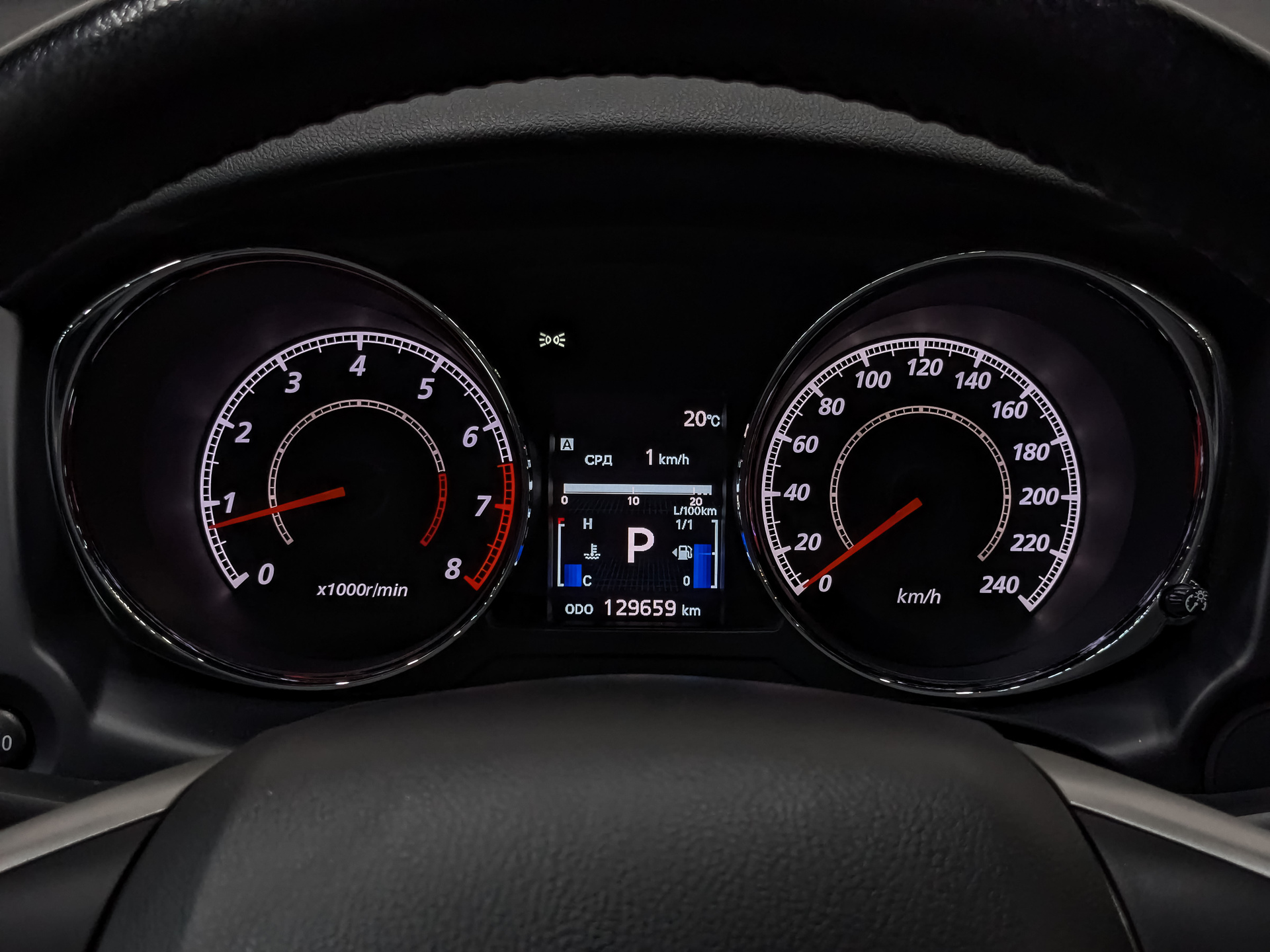 MITSUBISHI ASX 1.80 (140 л.с), автомат, 2012, пробег 129 657 км