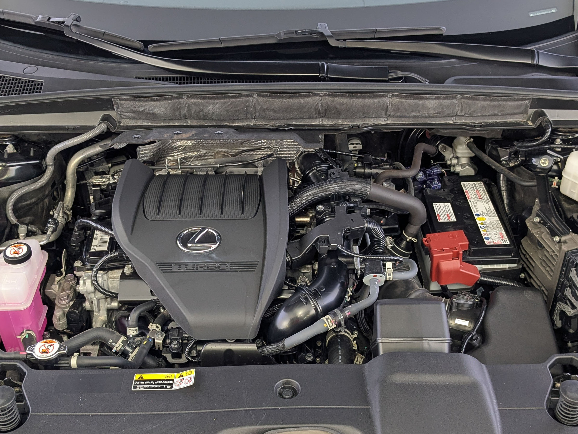 LEXUS RX 2.40 (249 л.с), автомат, 2023, пробег 59 058 км