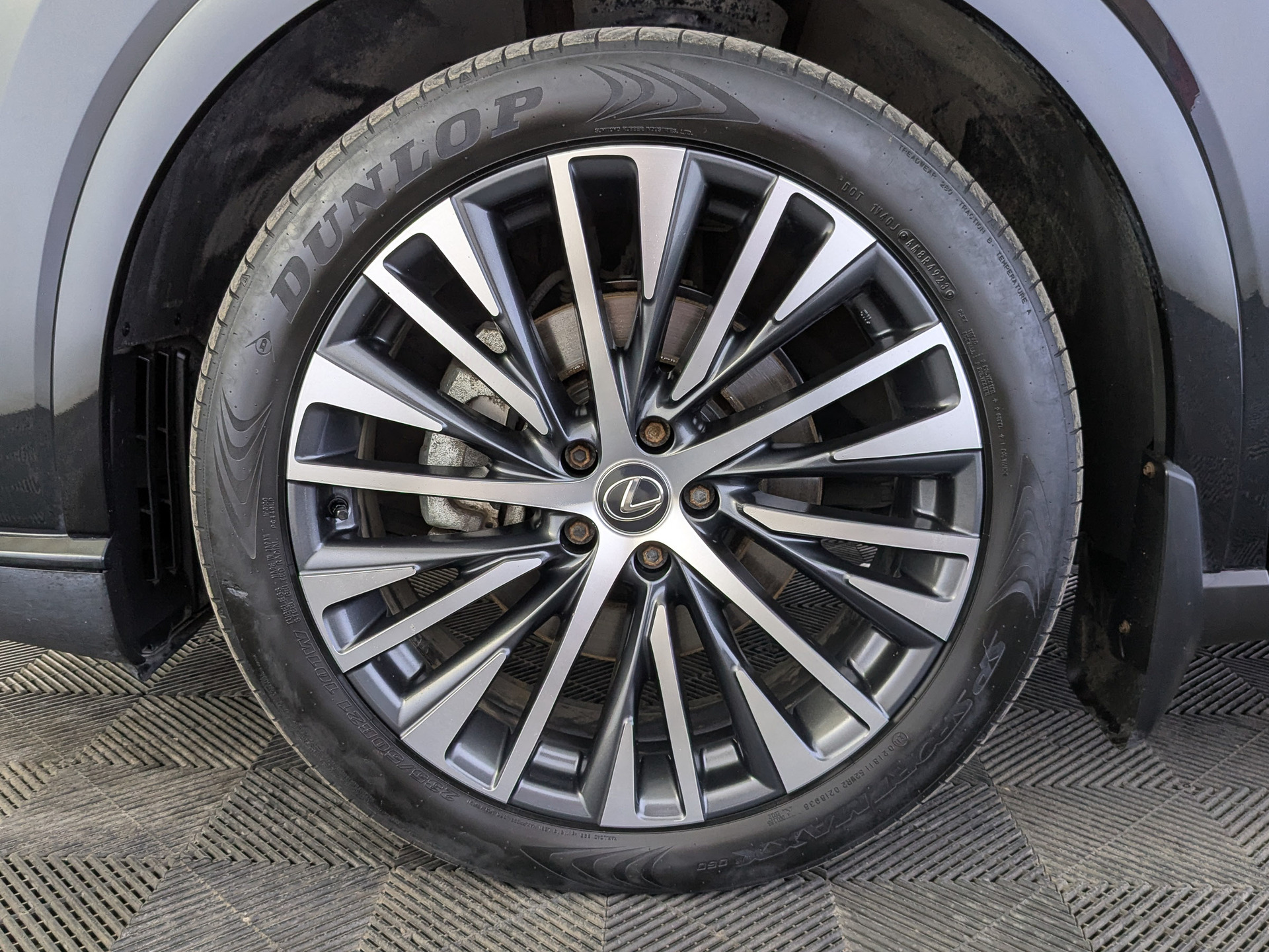 LEXUS RX 2.40 (249 л.с), автомат, 2023, пробег 59 058 км