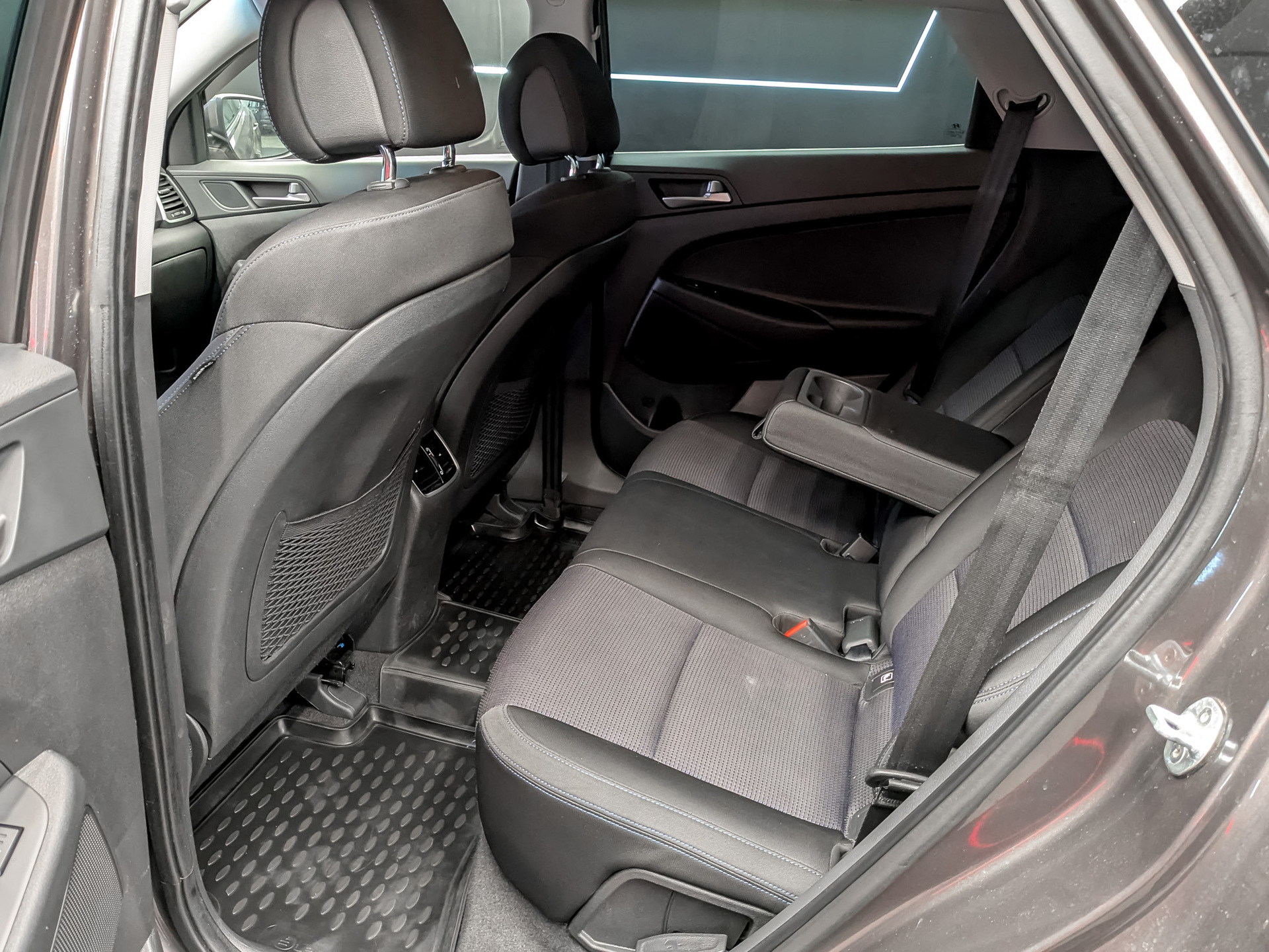 HYUNDAI Tucson 2.00 (149 л.с), автомат, 2018, пробег 106 578 км