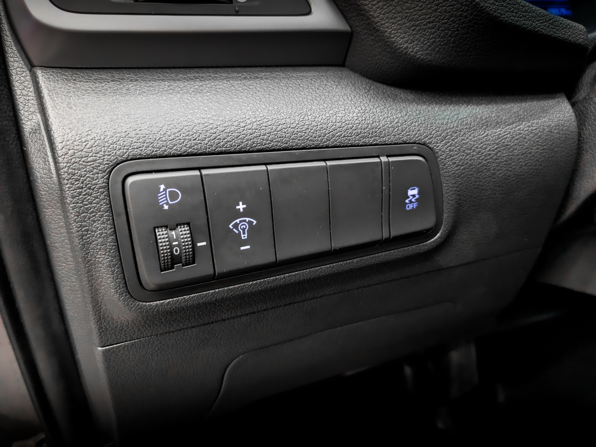 HYUNDAI Tucson 2.00 (149 л.с), автомат, 2018, пробег 106 578 км