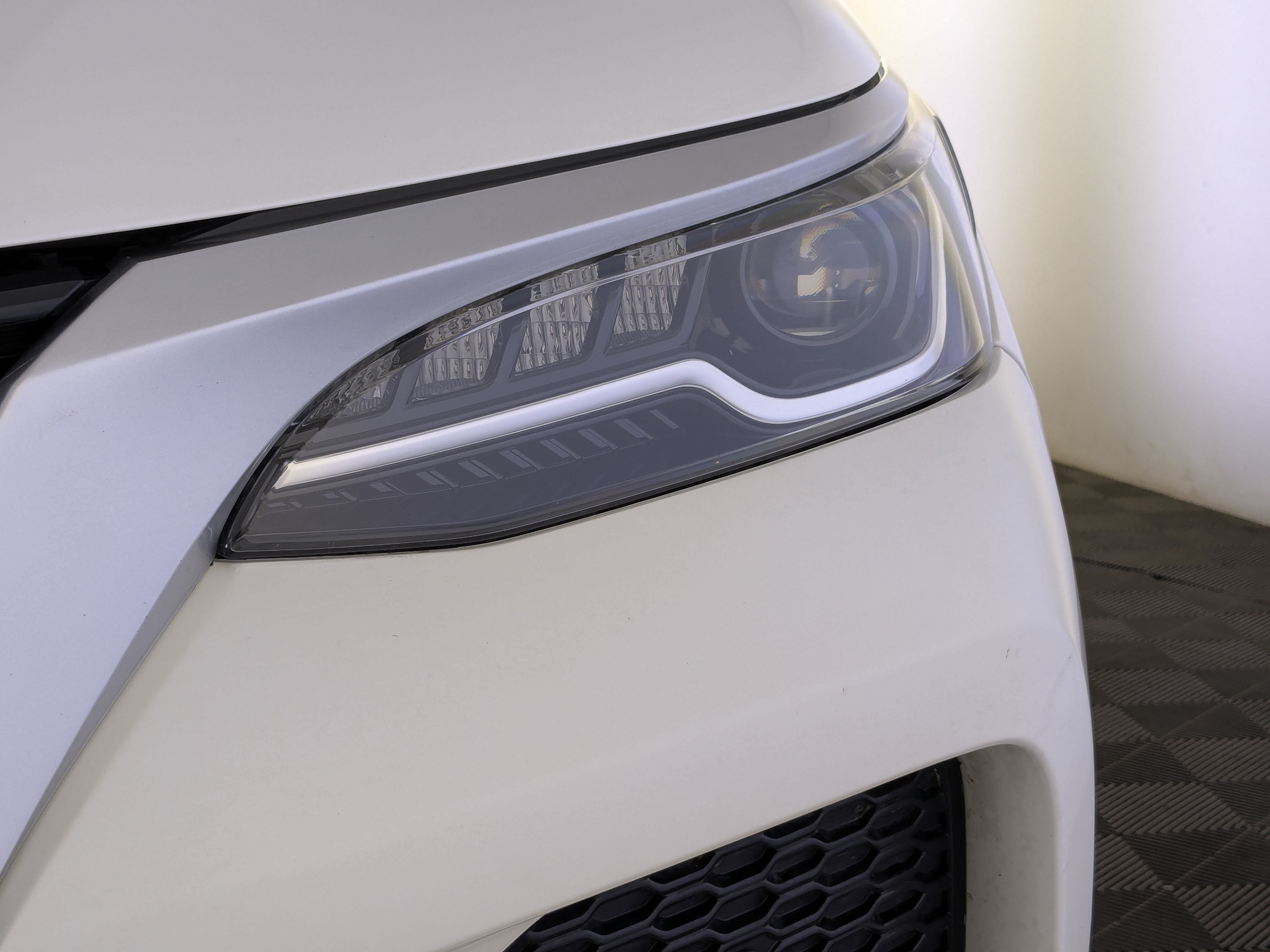 TOYOTA Fortuner 2.70 (166 л.с), автомат, 2022, пробег 23 477 км