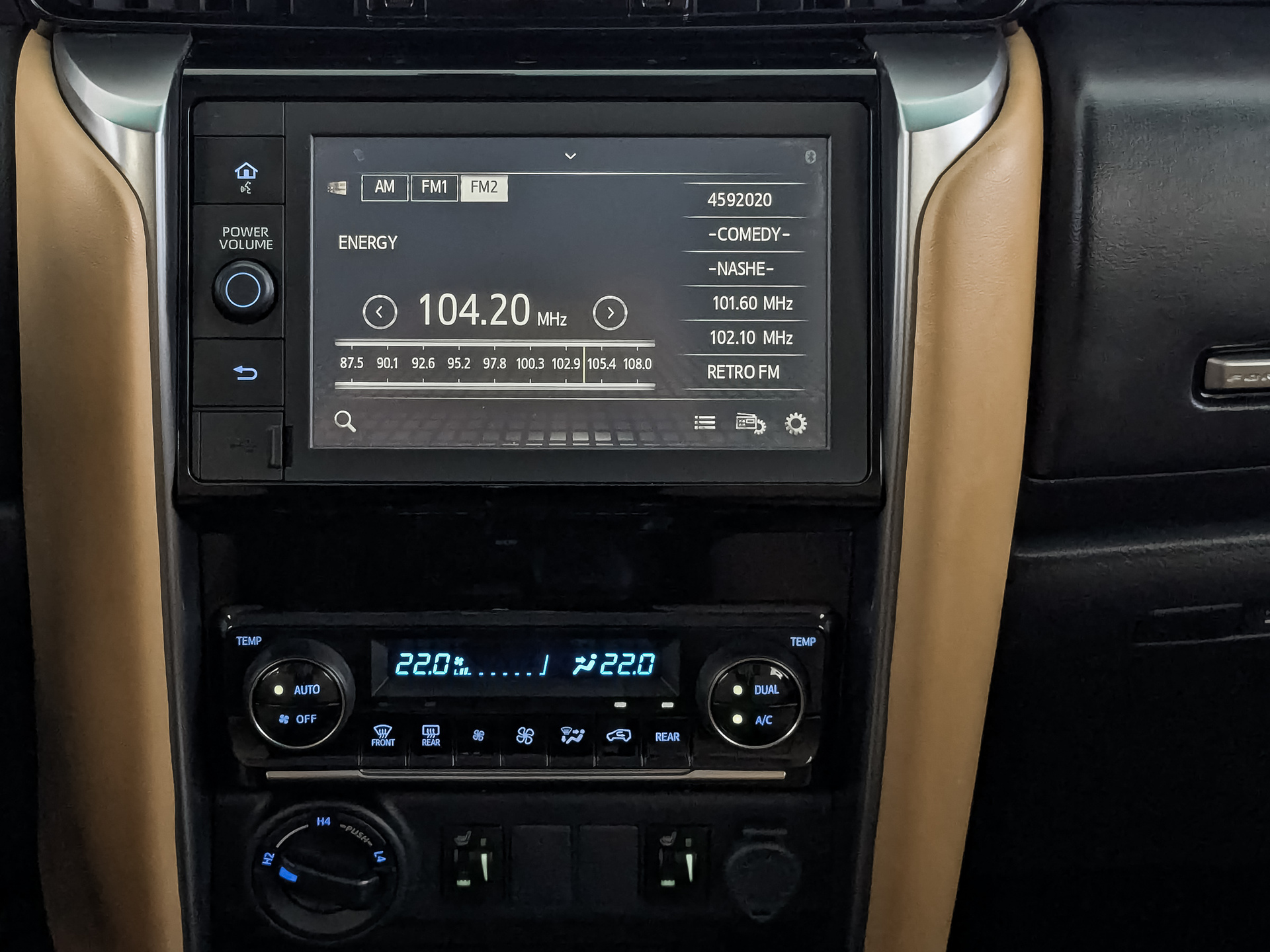TOYOTA Fortuner 2.70 (166 л.с), автомат, 2022, пробег 23 477 км