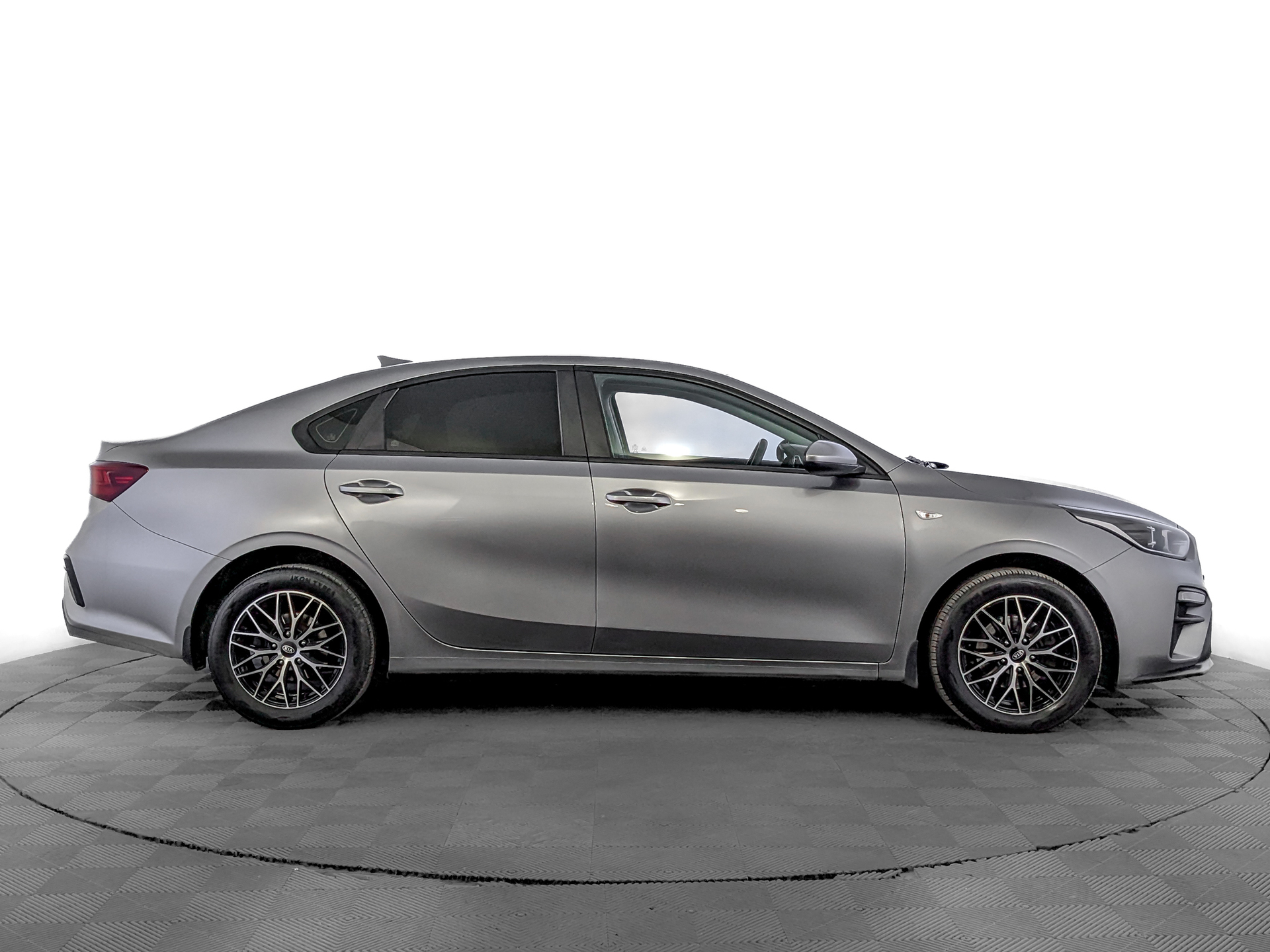 KIA Cerato 2.00 (150 л.с), автомат, 2018, пробег 180 204 км