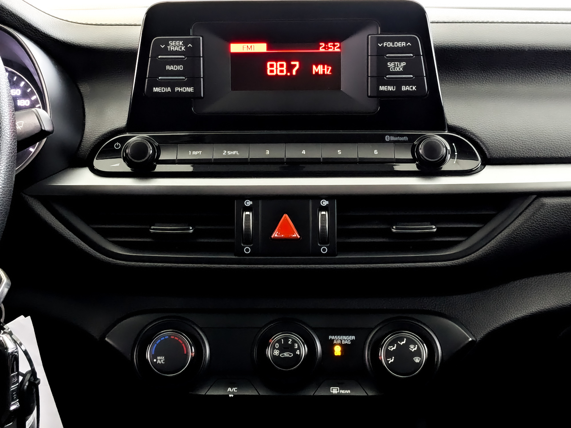 KIA Cerato 2.00 (150 л.с), автомат, 2018, пробег 180 204 км