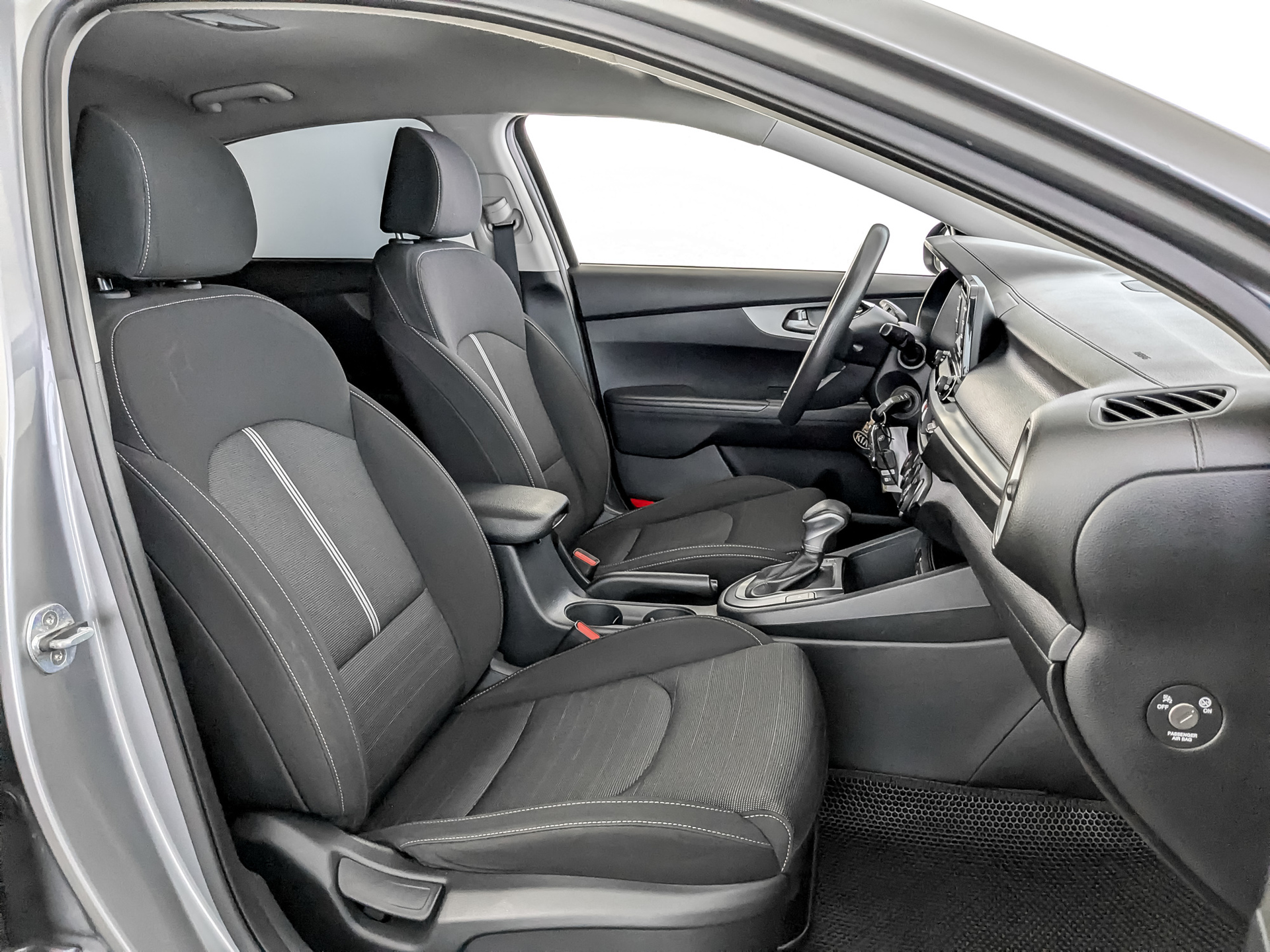 KIA Cerato 2.00 (150 л.с), автомат, 2018, пробег 180 204 км