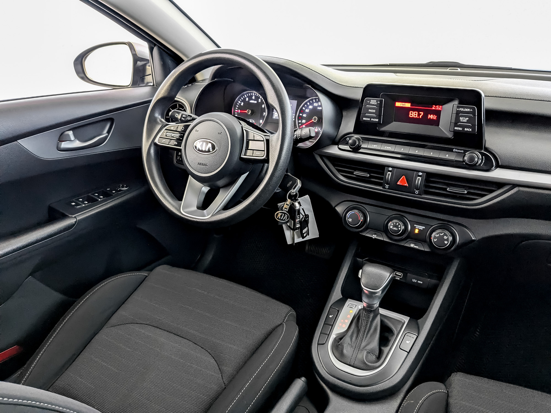 KIA Cerato 2.00 (150 л.с), автомат, 2018, пробег 180 204 км