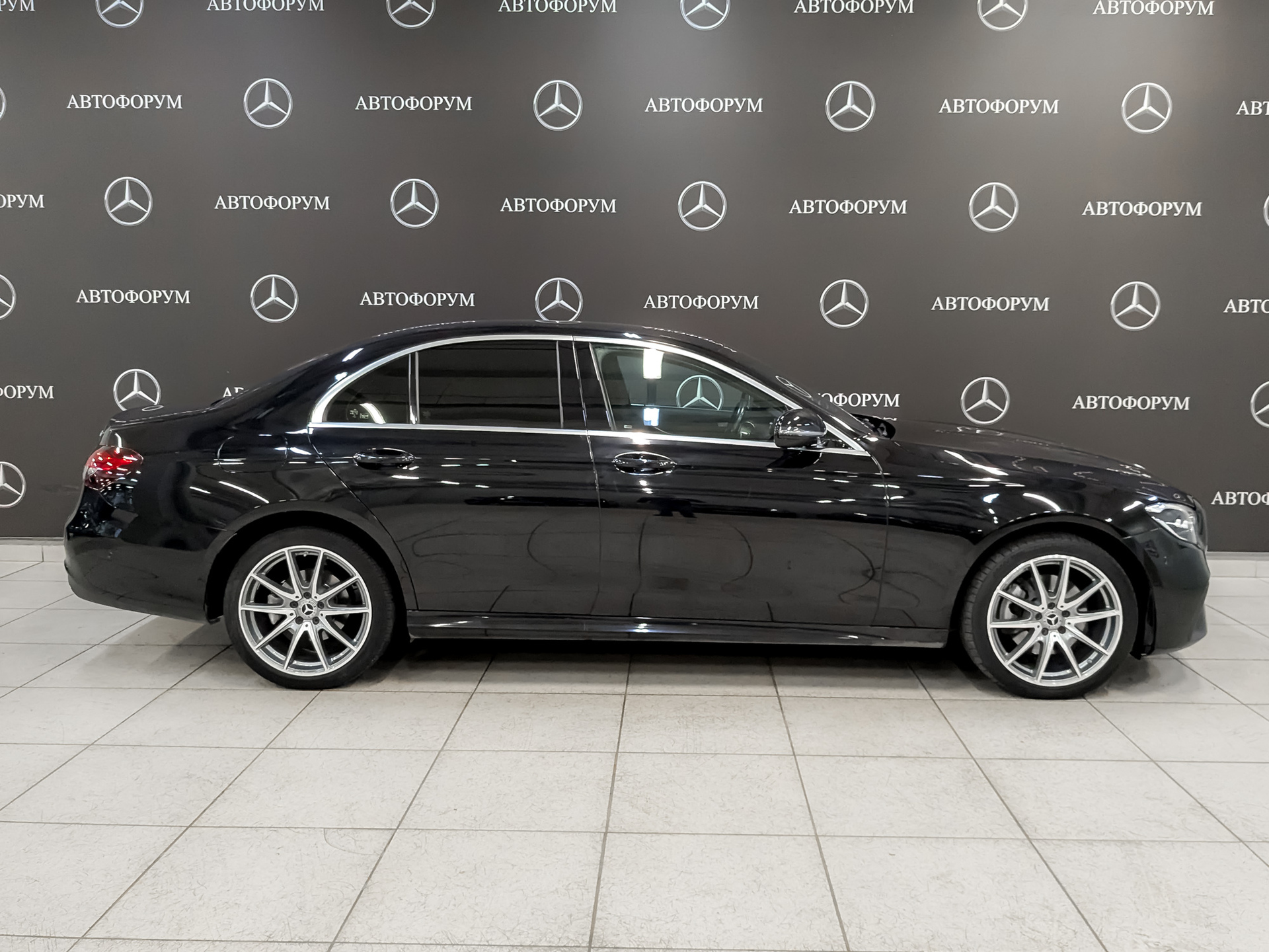 MERCEDES-BENZ E-Класс 2.00 (197 л.с), автомат, 2021, пробег 185 000 км