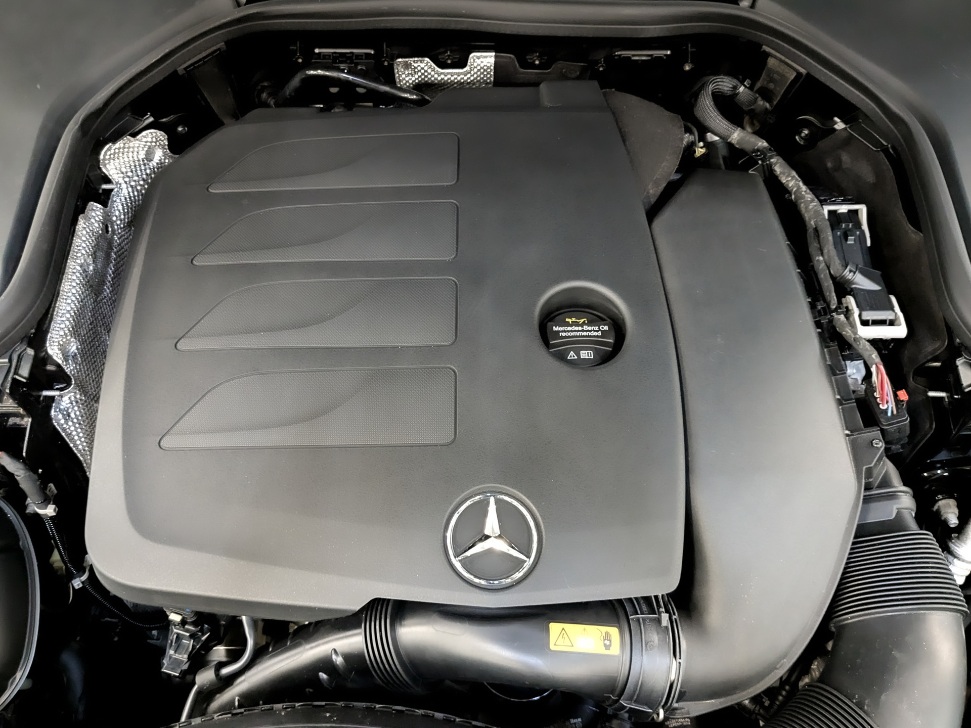 MERCEDES-BENZ E-Класс 2.00 (197 л.с), автомат, 2021, пробег 185 000 км