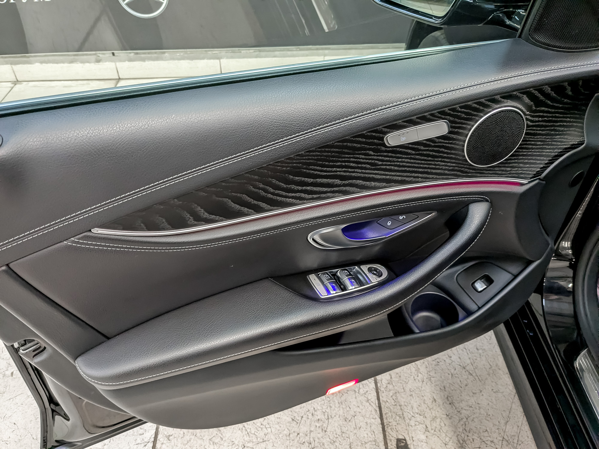 MERCEDES-BENZ E-Класс 2.00 (197 л.с), автомат, 2021, пробег 185 000 км