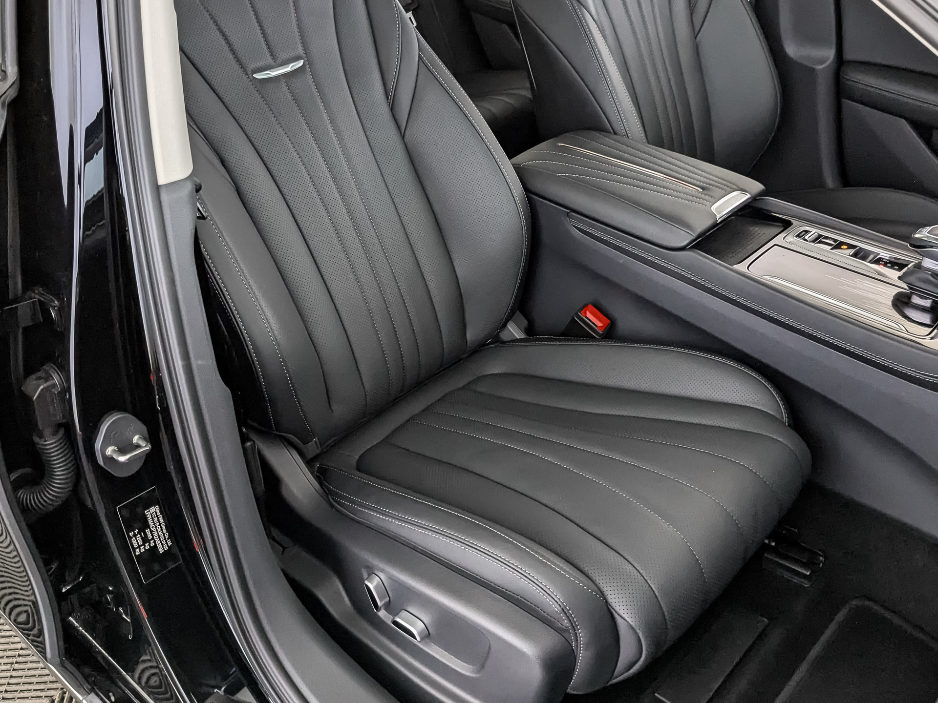 HONGQI H5 II 2.00 (218 л.с), автомат, 2024, пробег 17 728 км