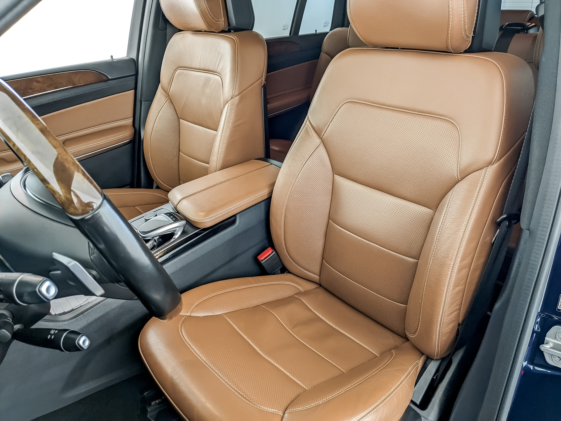 MERCEDES-BENZ GLS 4.70 (456 л.с), автомат, 2017, пробег 106 376 км