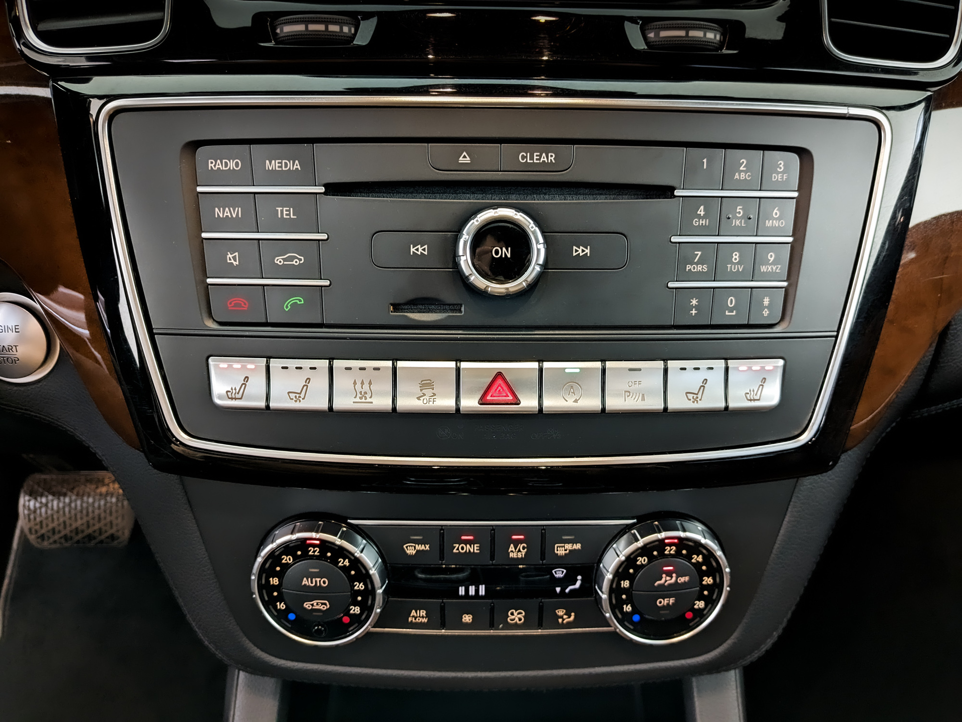 MERCEDES-BENZ GLS 4.70 (456 л.с), автомат, 2017, пробег 106 376 км