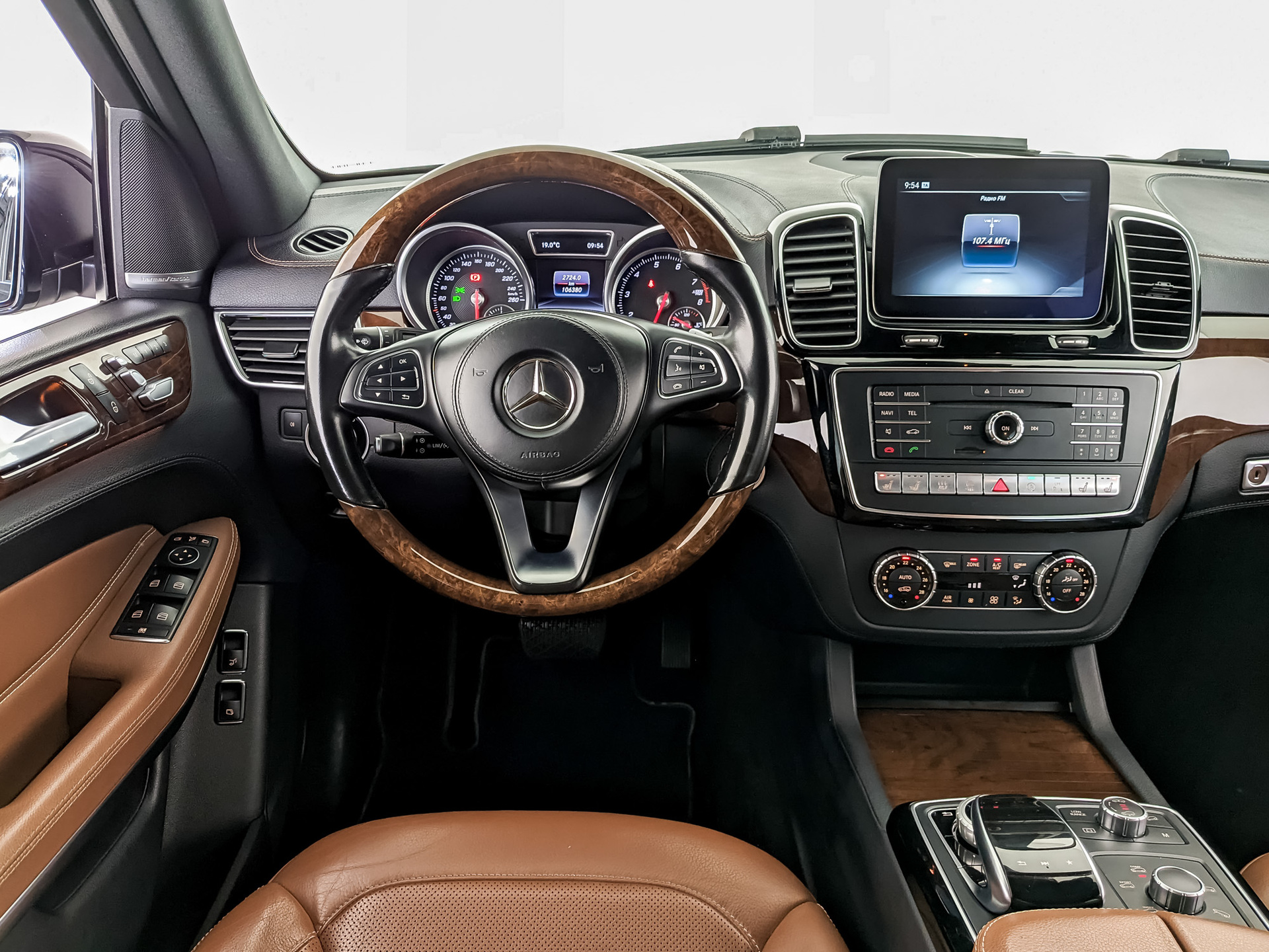 MERCEDES-BENZ GLS 4.70 (456 л.с), автомат, 2017, пробег 106 376 км