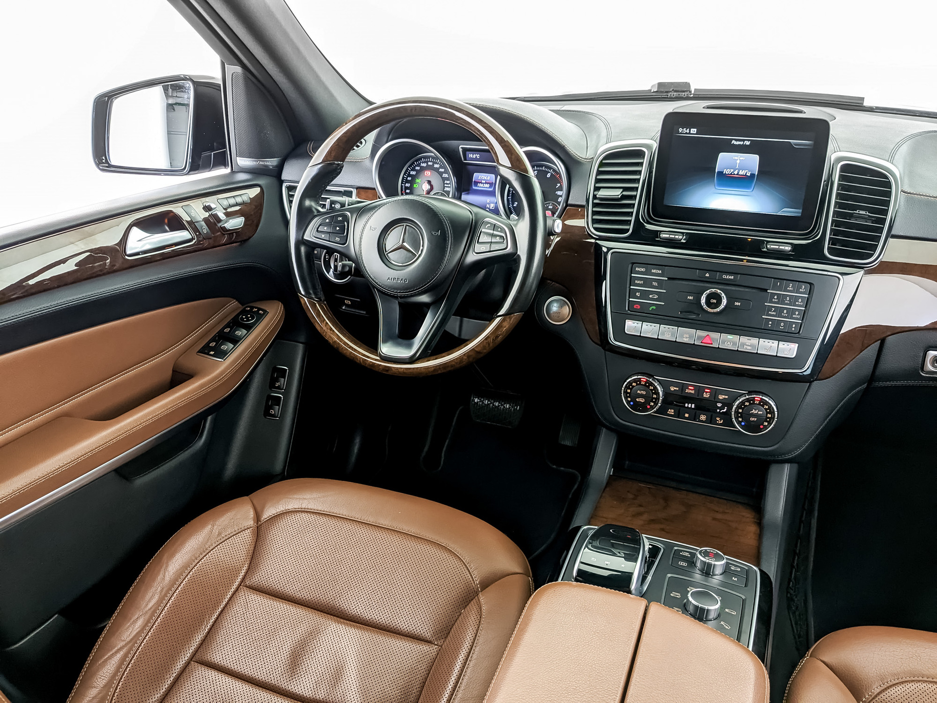 MERCEDES-BENZ GLS 4.70 (456 л.с), автомат, 2017, пробег 106 376 км