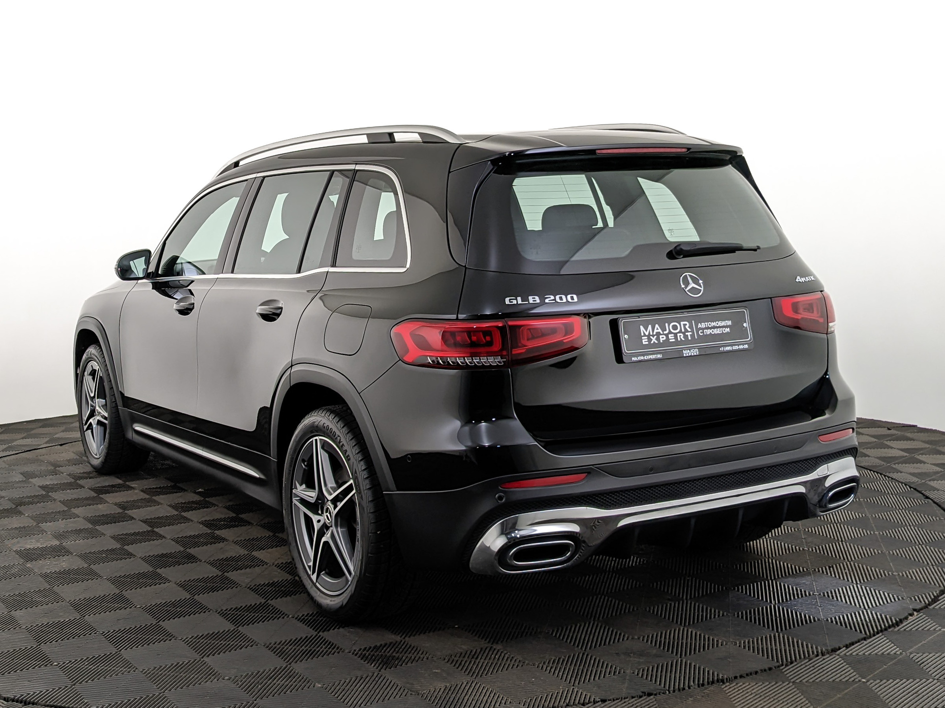 MERCEDES-BENZ GLB 1.30 (150 л.с), автомат, 2021, пробег 30 000 км