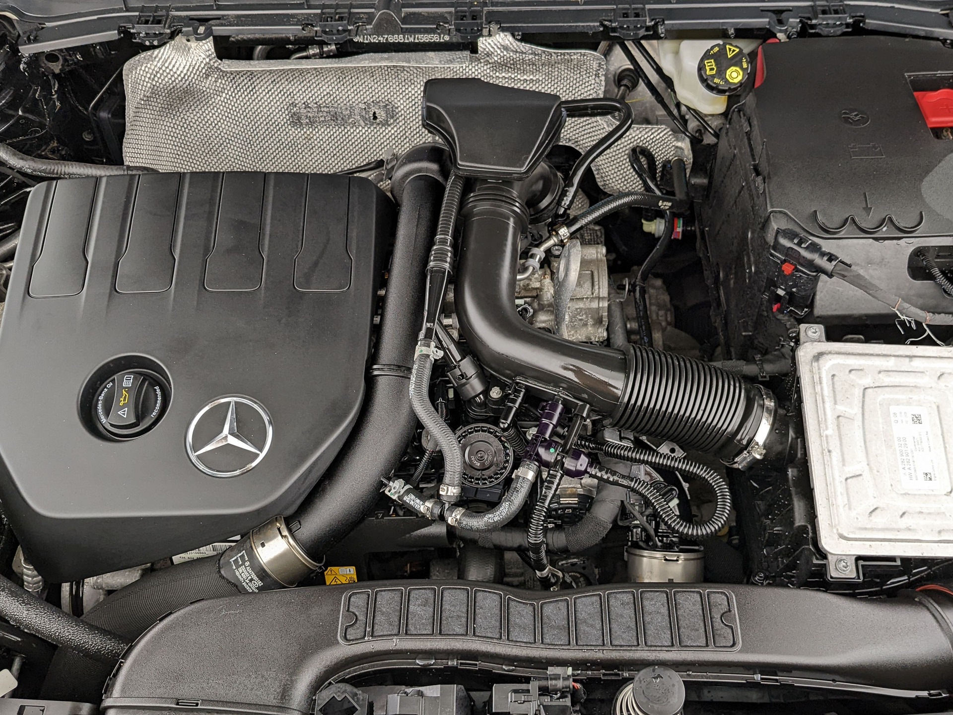 MERCEDES-BENZ GLB 1.30 (150 л.с), автомат, 2021, пробег 30 000 км