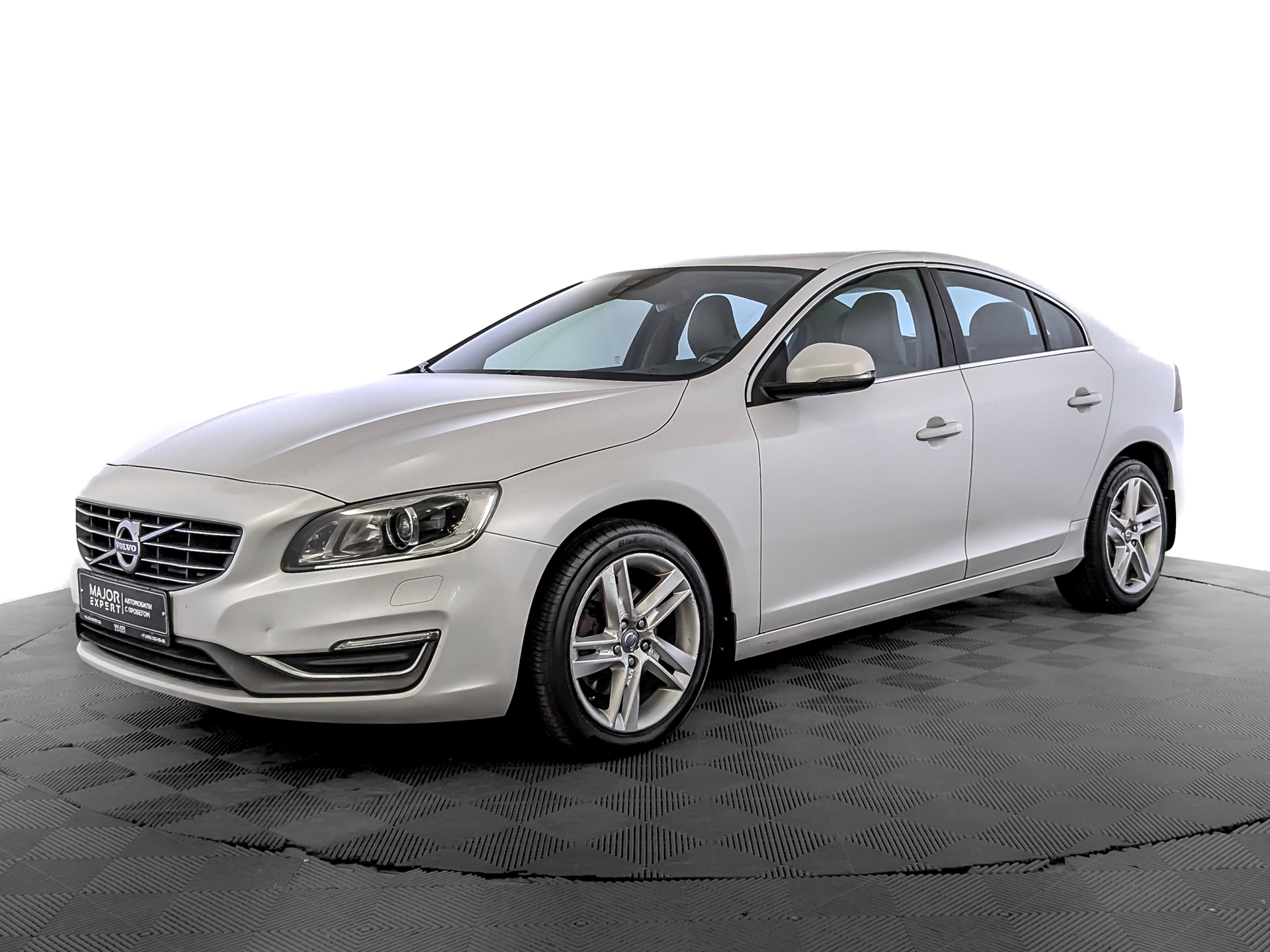 VOLVO S60 2.00 (180 л.с), автомат, 2014, пробег 114 730 км