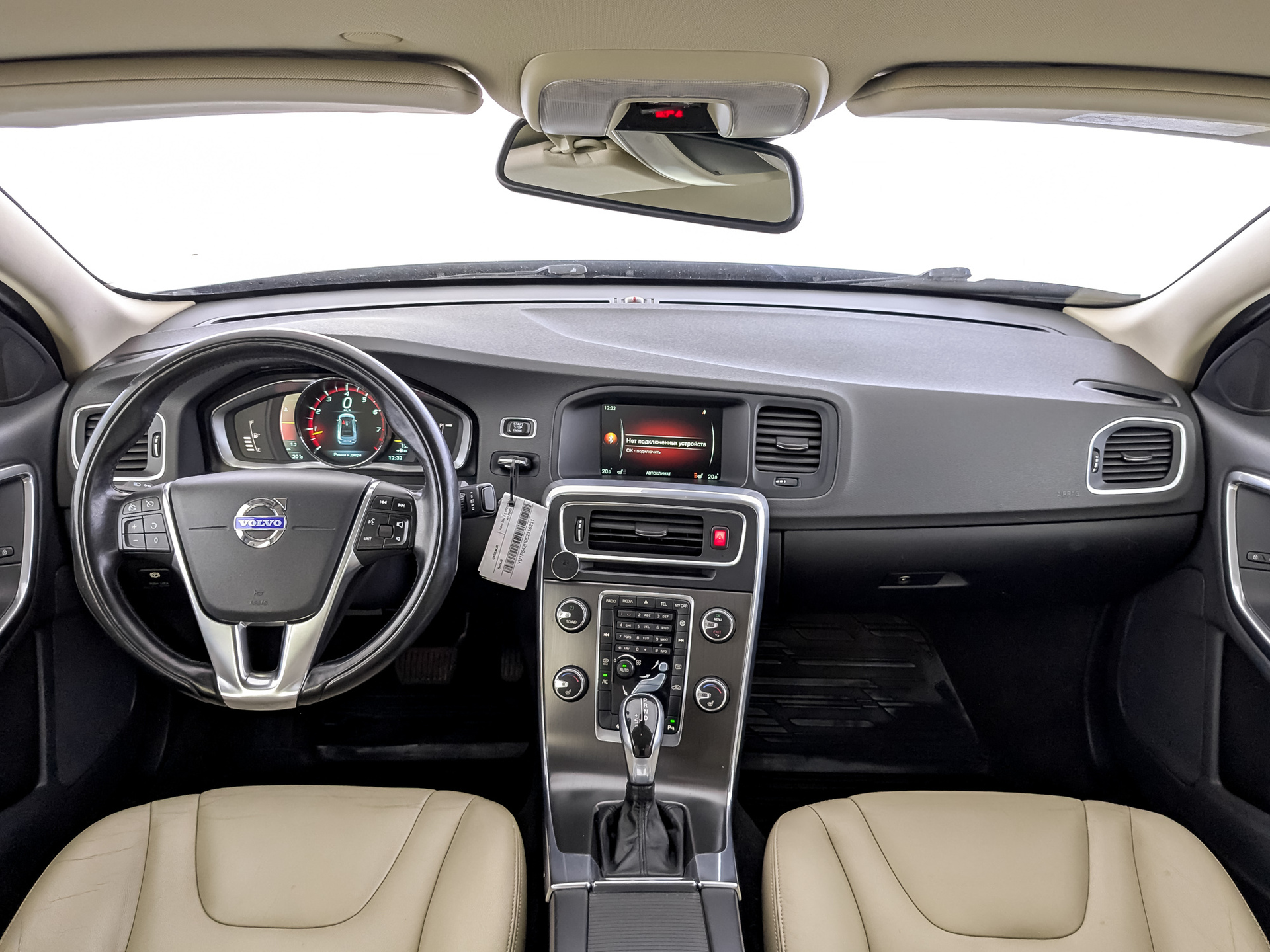 VOLVO S60 2.00 (180 л.с), автомат, 2014, пробег 114 730 км
