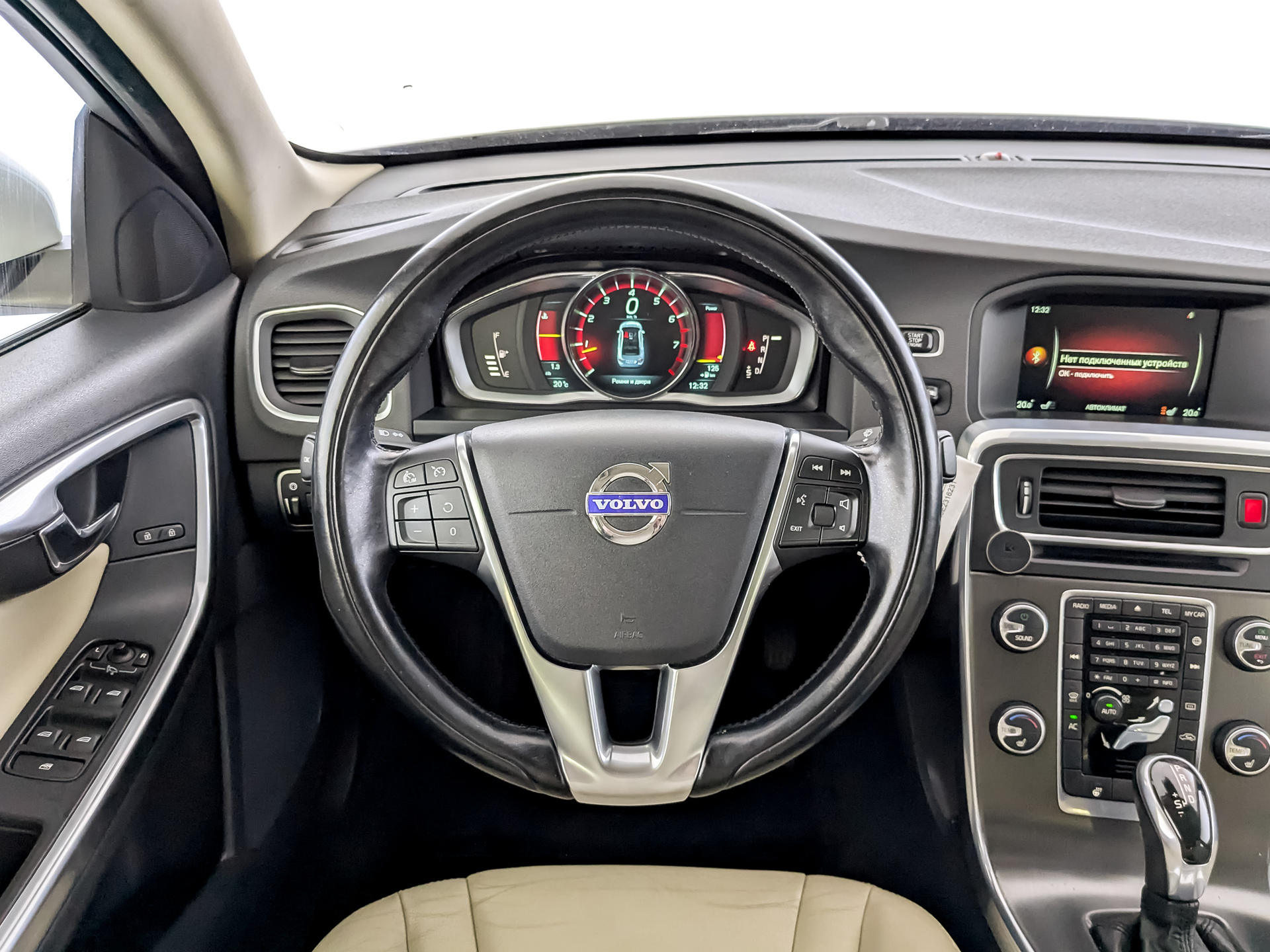 VOLVO S60 2.00 (180 л.с), автомат, 2014, пробег 114 730 км
