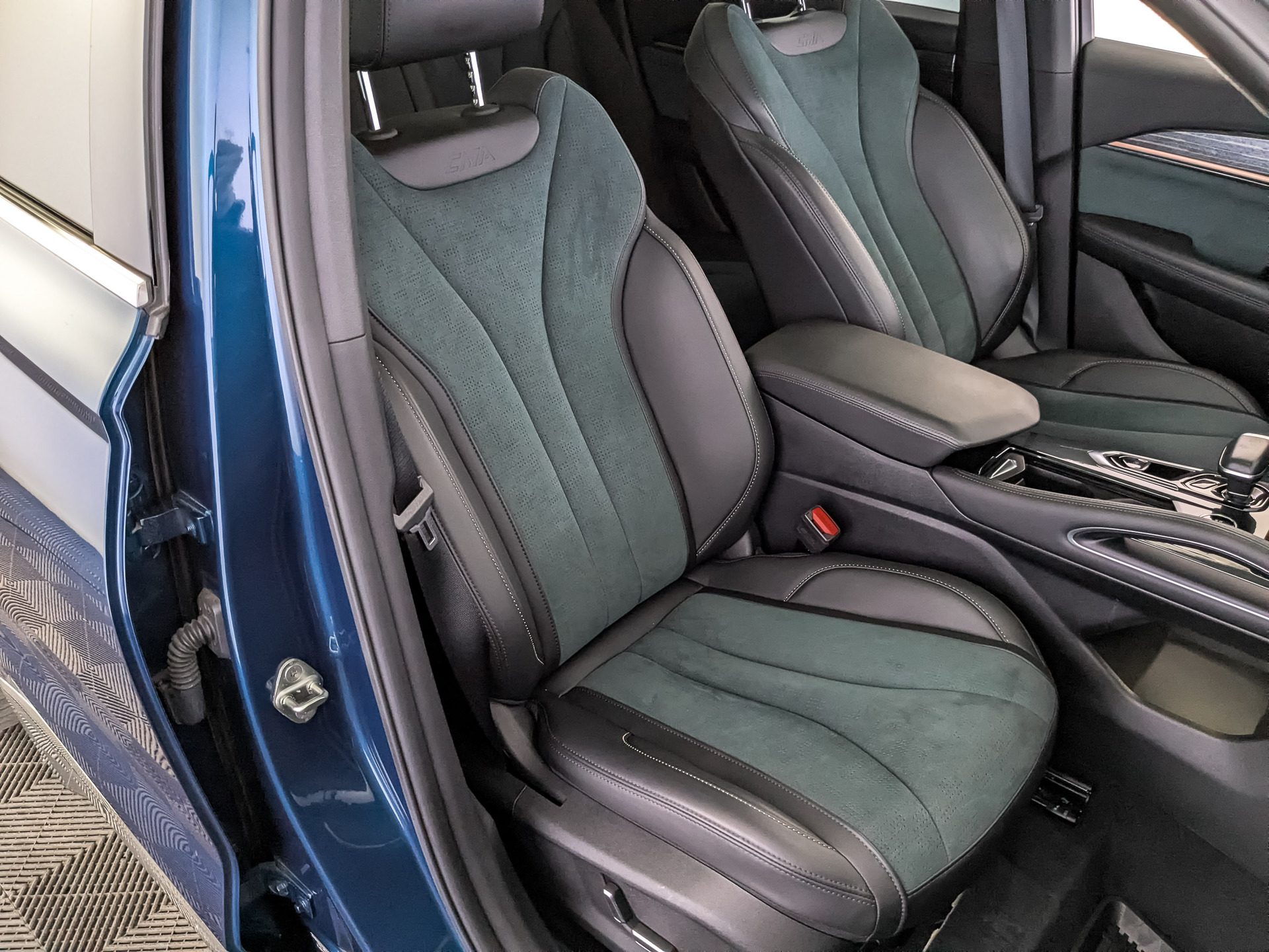 GEELY Monjaro 2.00 (238 л.с), автомат, 2024, пробег 50 412 км