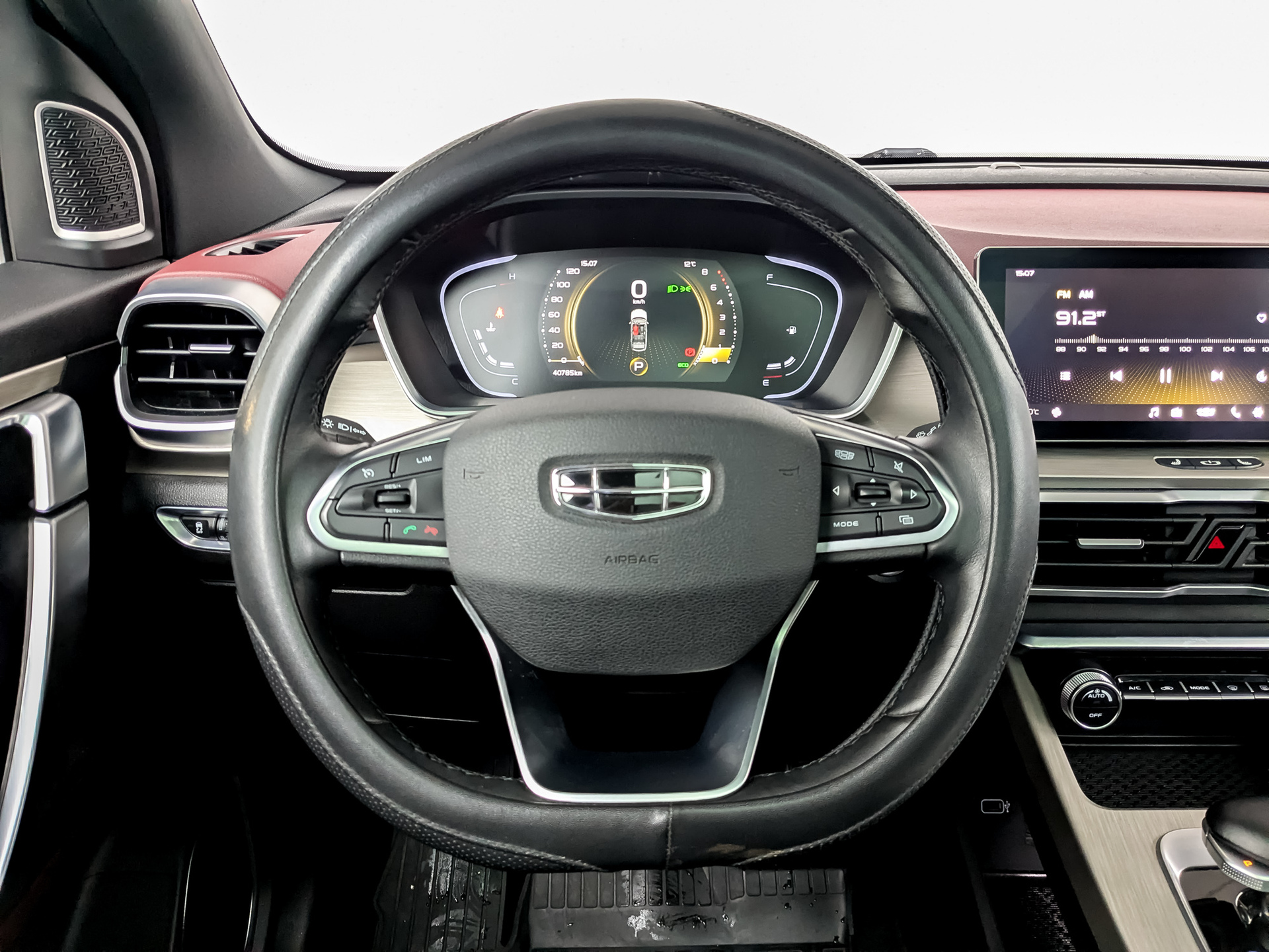 GEELY Coolray 1.50 (149 л.с), автомат, 2023, пробег 40 785 км
