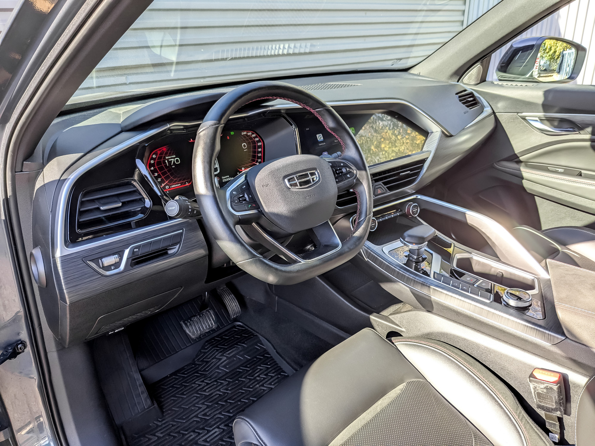 GEELY Tugella 2.00 (238 л.с), автомат, 2023, пробег 29 380 км