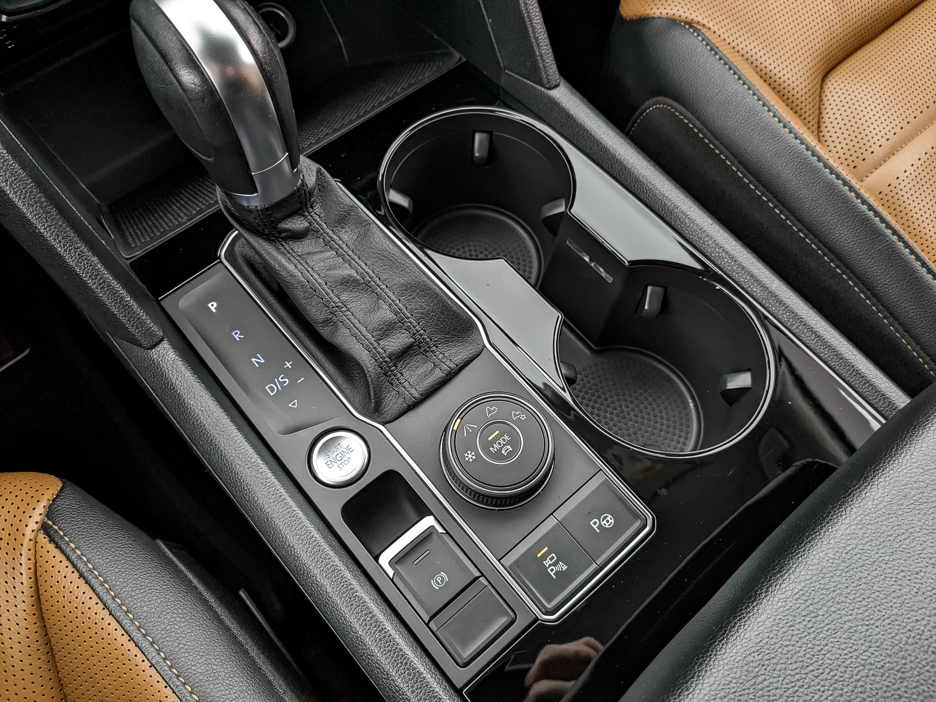 VOLKSWAGEN Teramont 3.60 (280 л.с), автомат, 2018, пробег 43 164 км